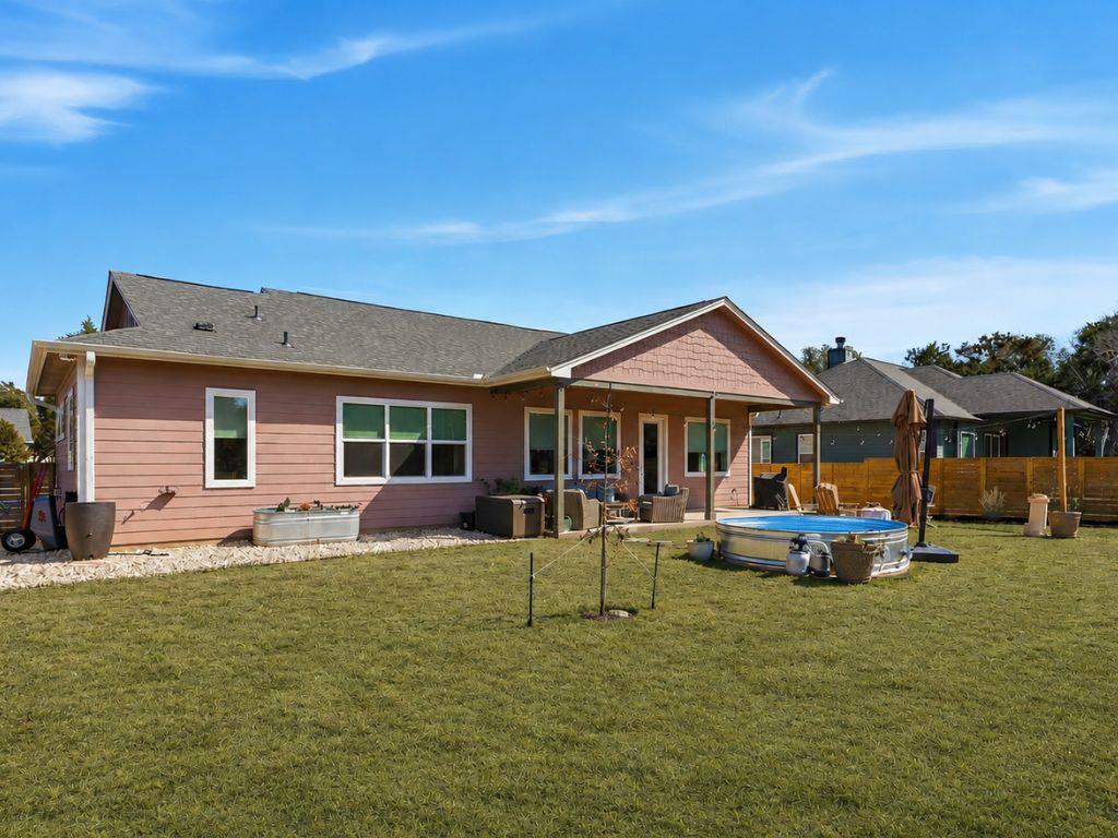 32 Acacia Dr, Wimberley, TX 78676