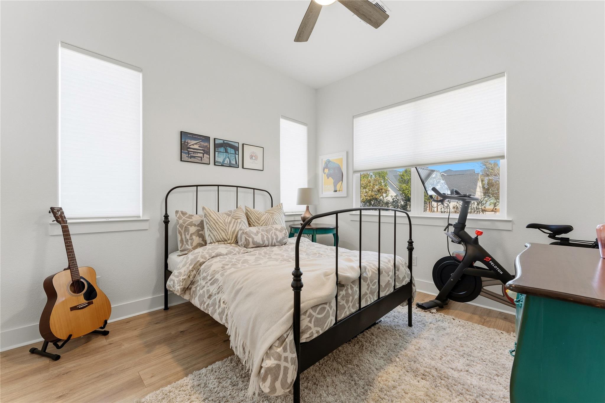 32 Acacia Dr, Wimberley, TX 78676