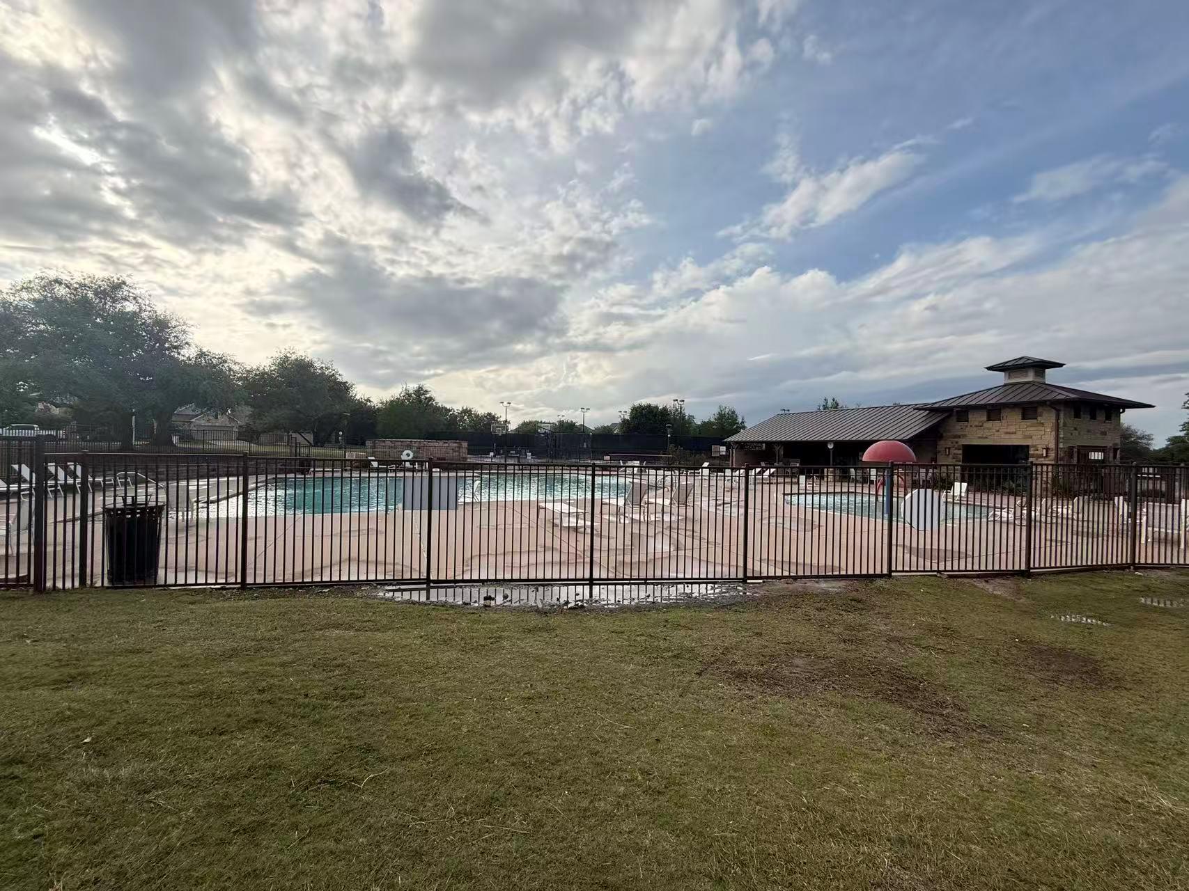 9812 Ivalenes Hope Dr, Austin, TX 78717