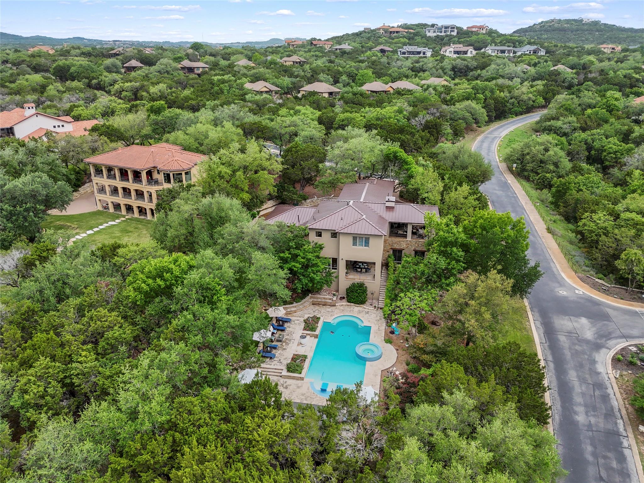 17501 Navigation Ln, Lago Vista, TX 78645