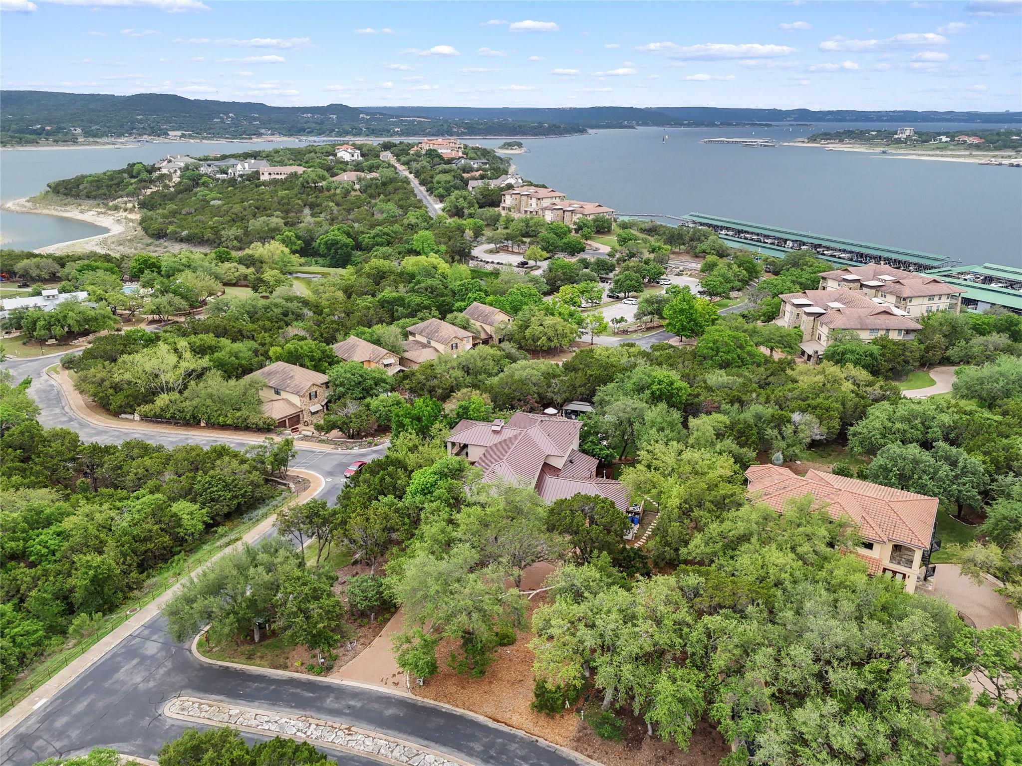 17501 Navigation Ln, Lago Vista, TX 78645