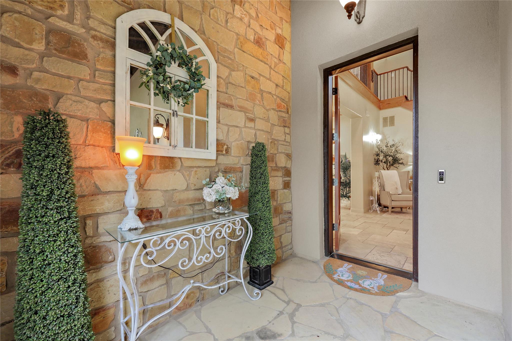 17501 Navigation Ln, Lago Vista, TX 78645