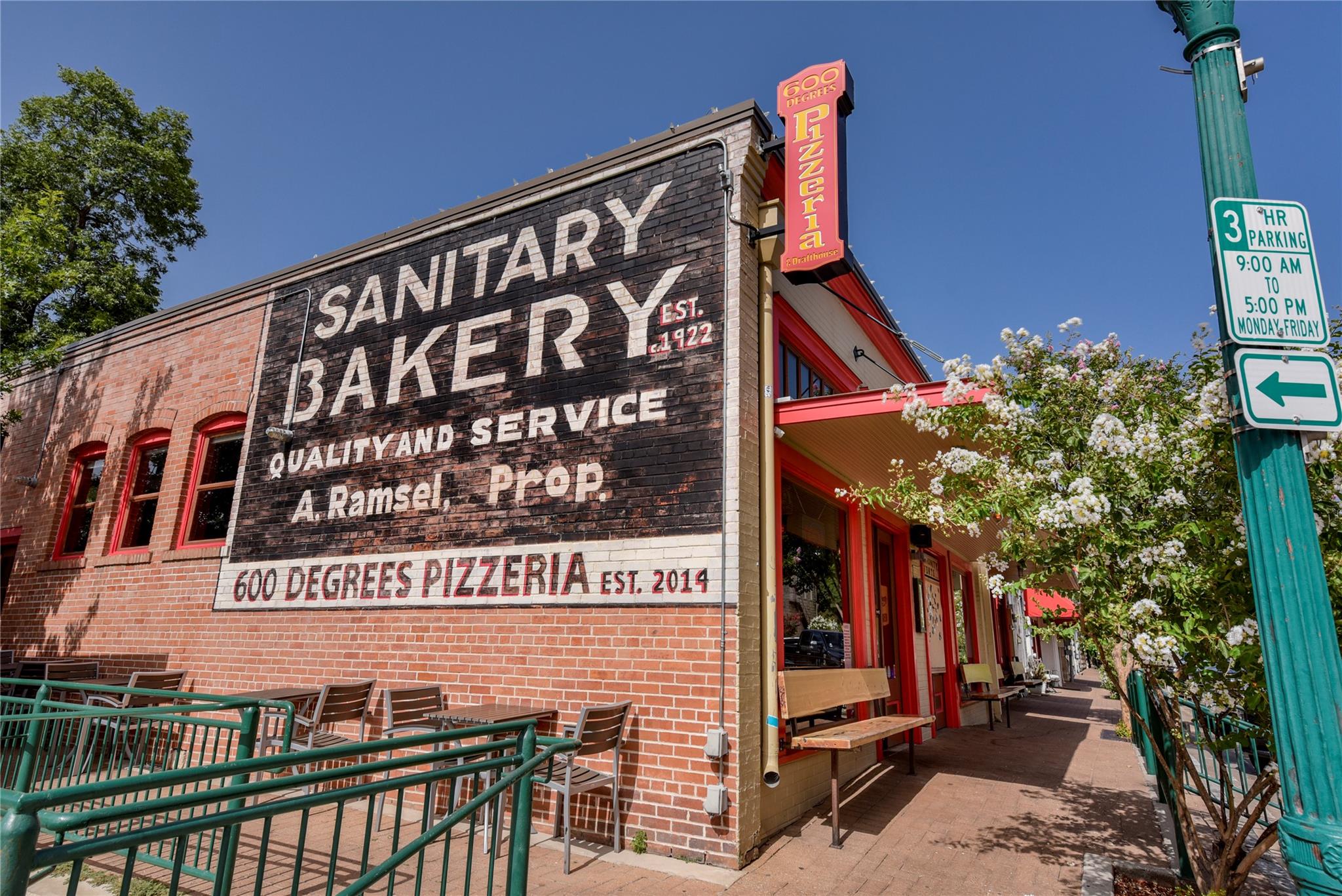 509 E 17th St, Georgetown, TX 78626