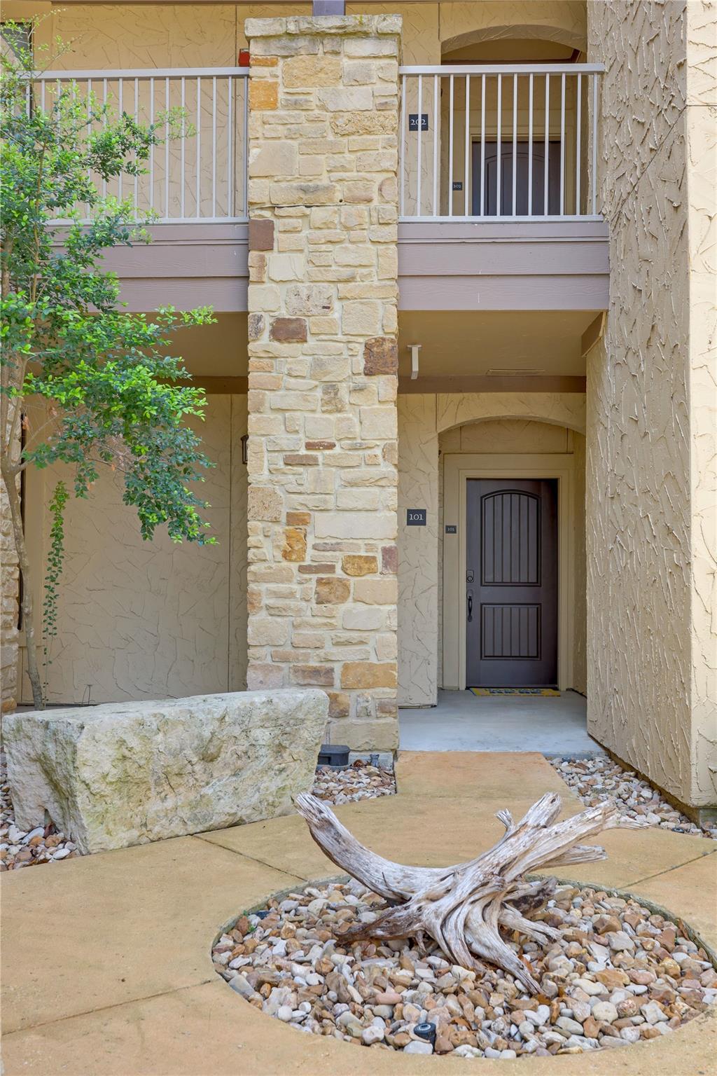 6704 Lantern View Dr # 101, Jonestown, TX 78645
