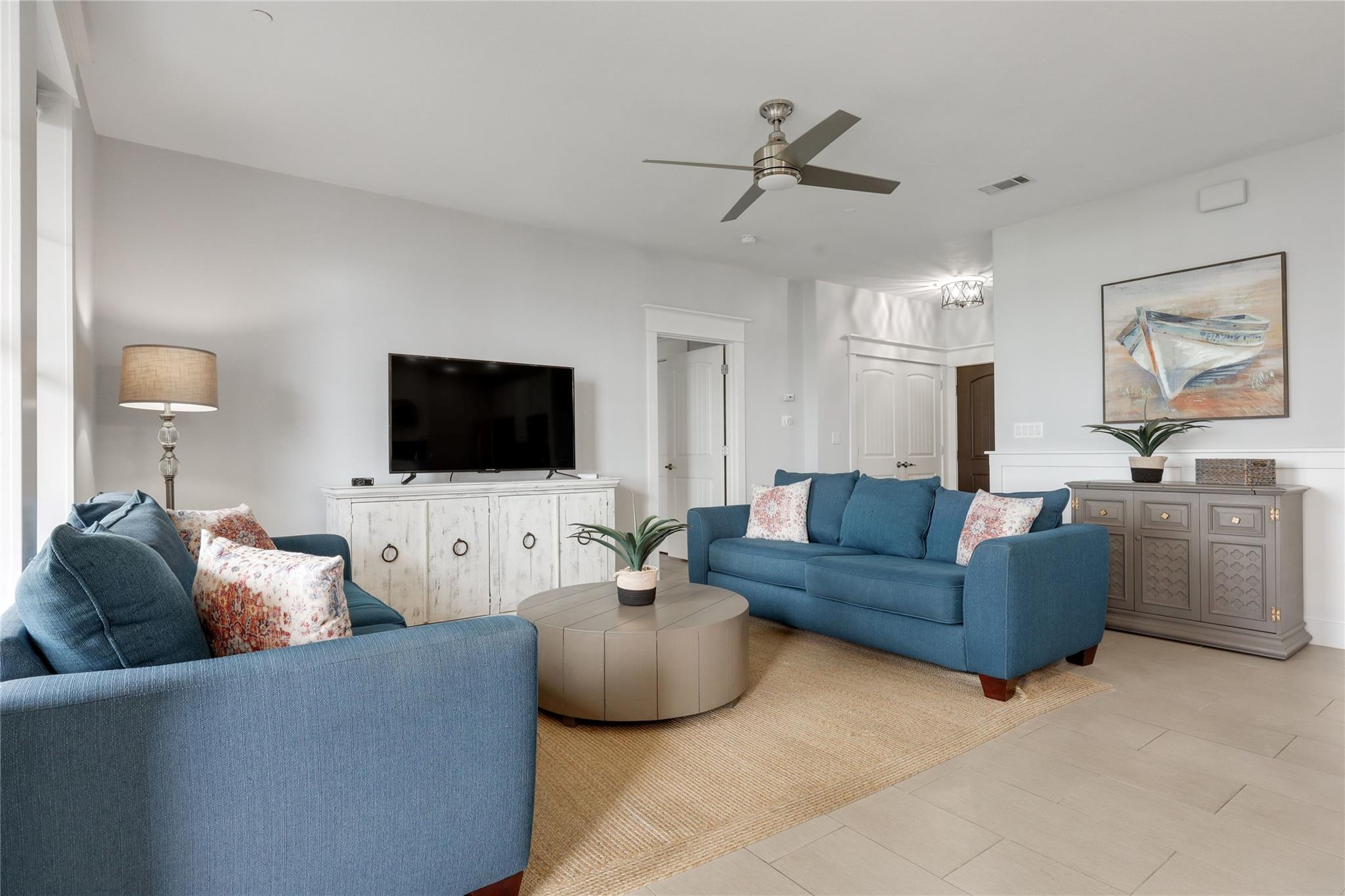 6704 Lantern View Dr # 101, Jonestown, TX 78645