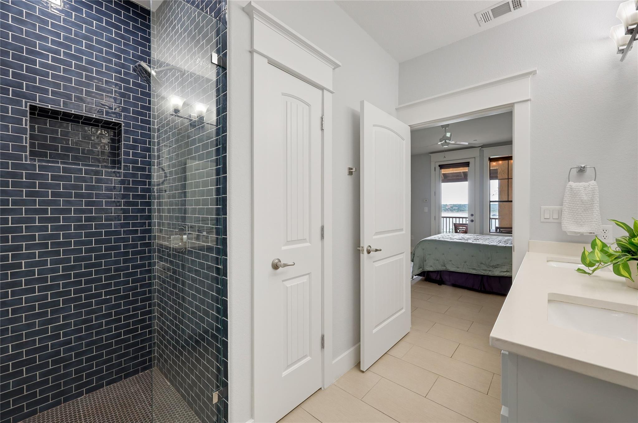 6704 Lantern View Dr # 101, Jonestown, TX 78645