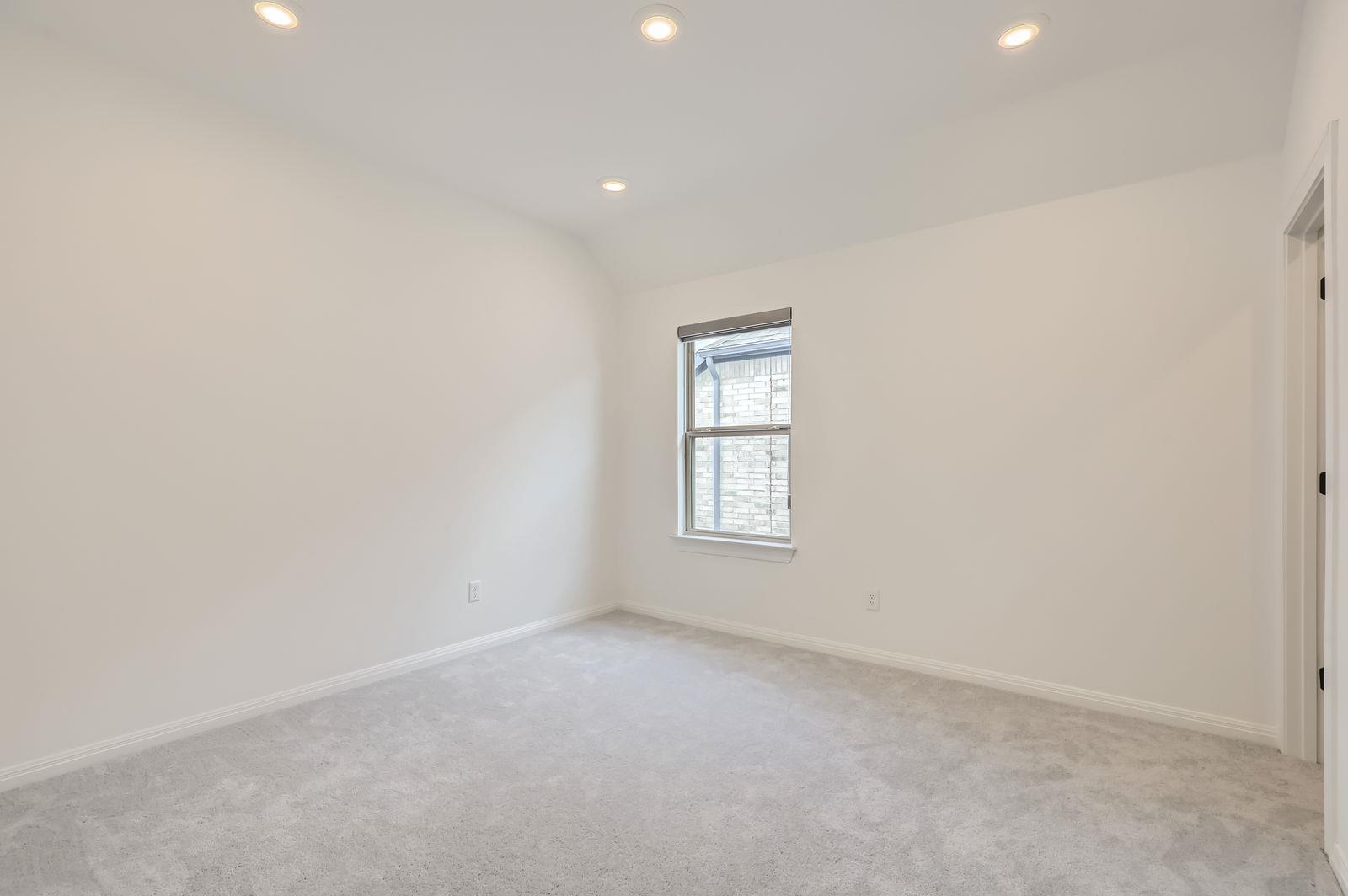 1208 Legends Ln, Georgetown, TX 78628