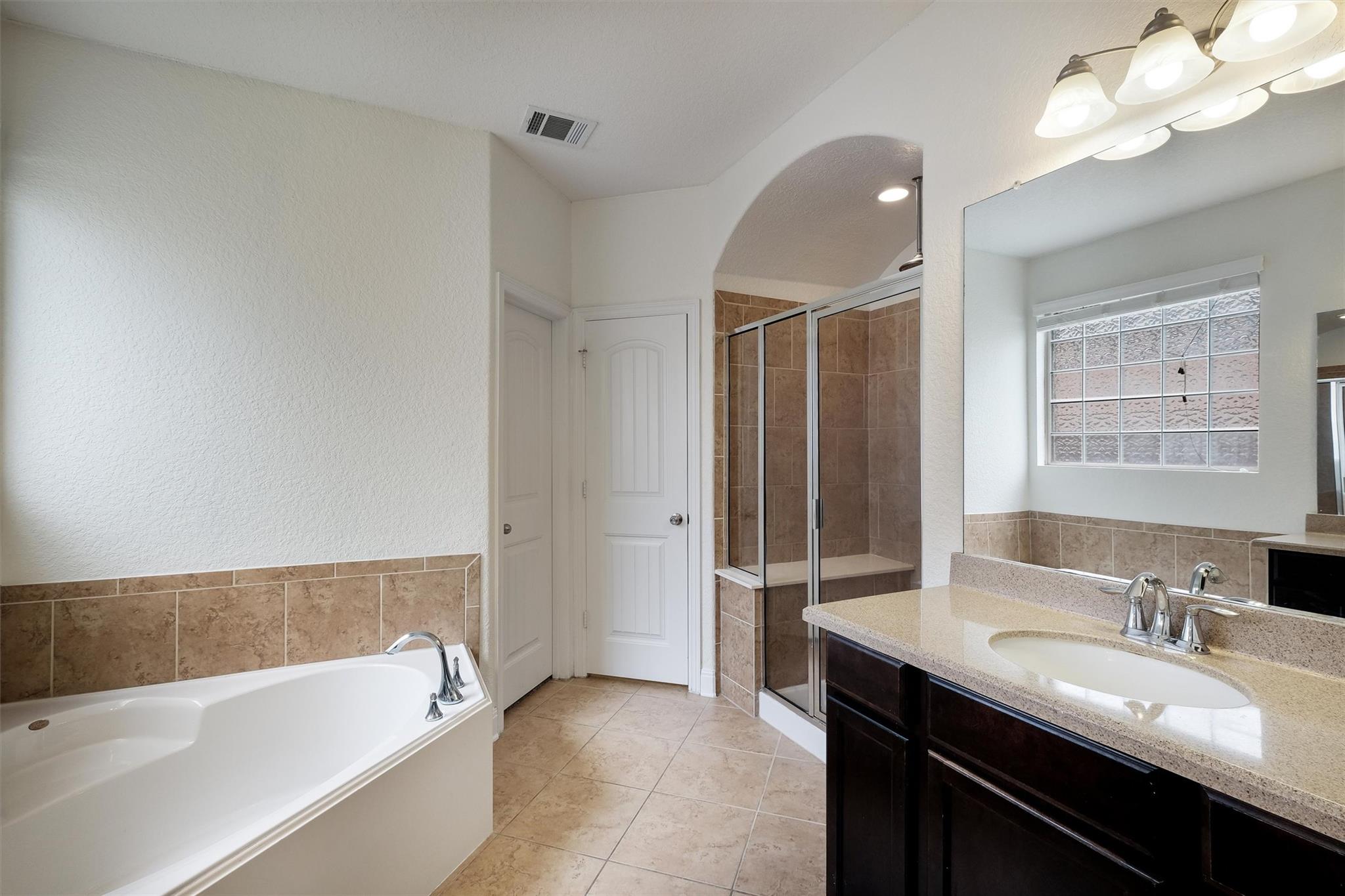 1648 Sun Ledge Way, New Braunfels, TX 78130