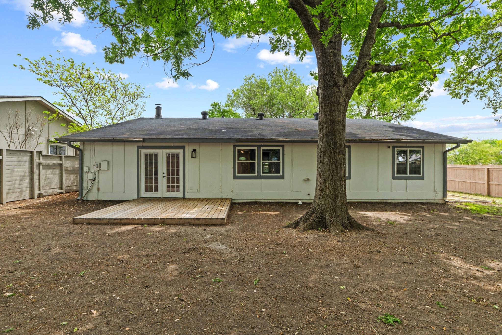 1737 CRICKET HOLLOW Dr, Austin, TX 78758