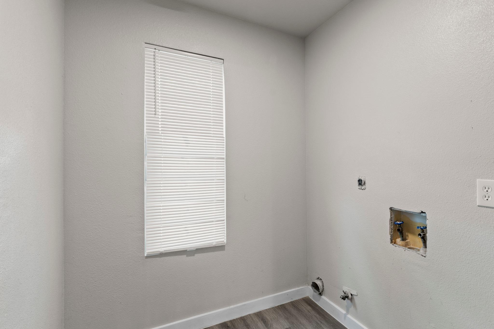 1737 CRICKET HOLLOW Dr, Austin, TX 78758