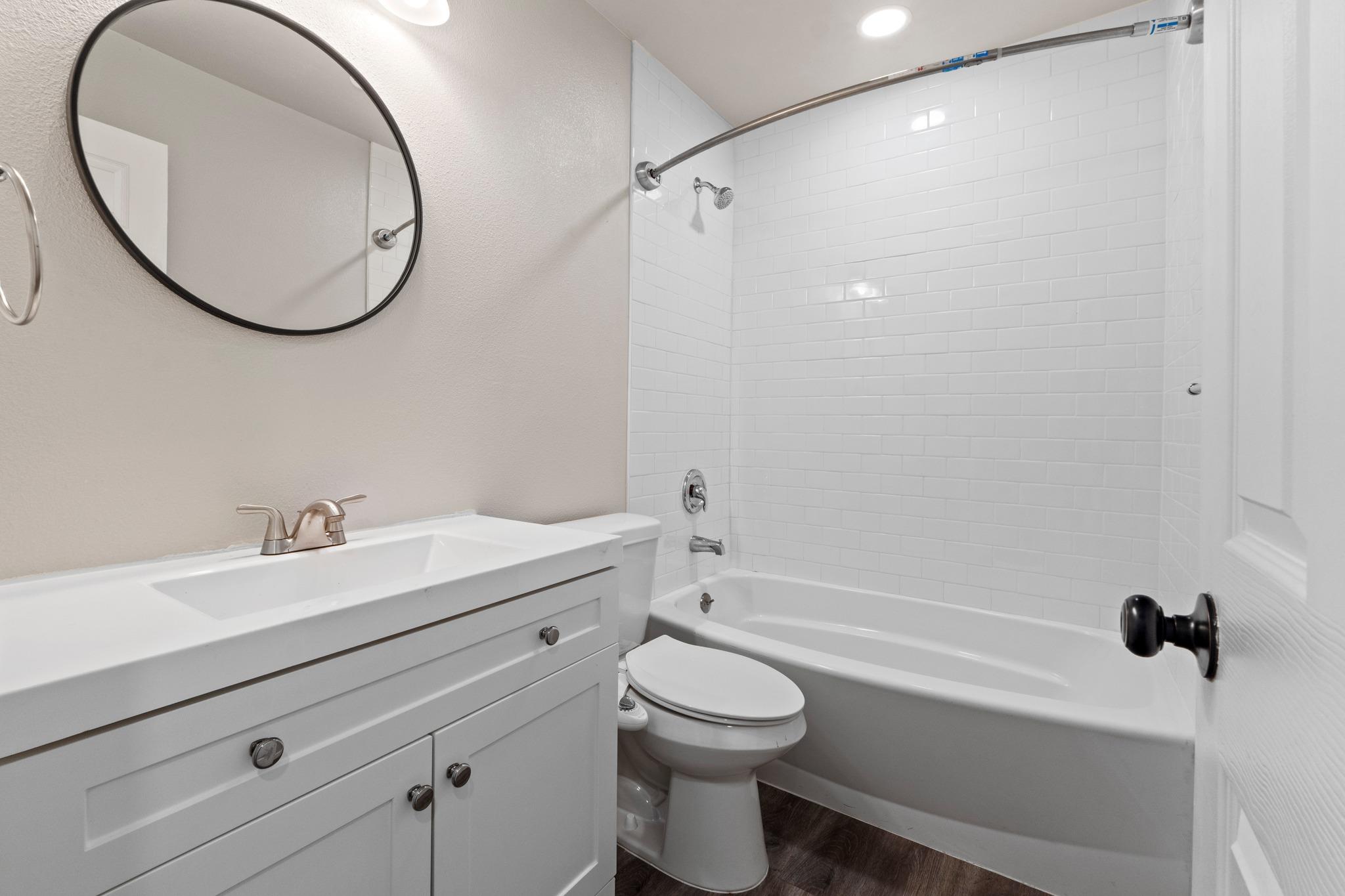 1737 CRICKET HOLLOW Dr, Austin, TX 78758