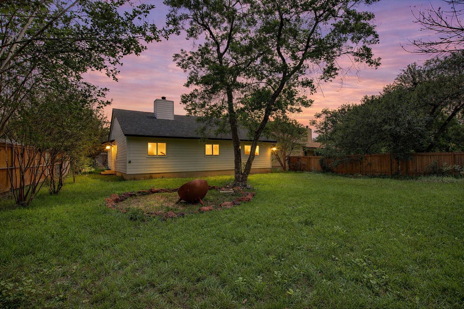 2707 Firecrest Dr, Austin, TX 78748
