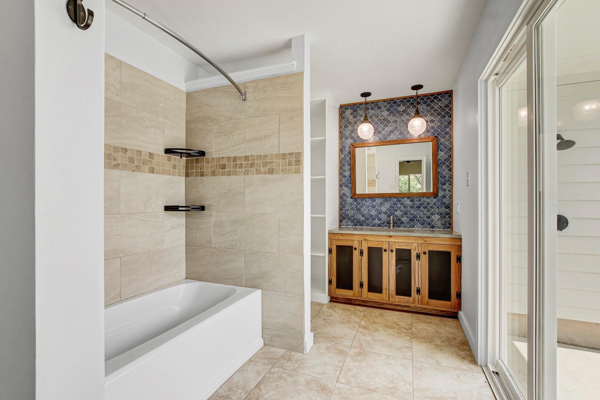 2707 Firecrest Dr, Austin, TX 78748