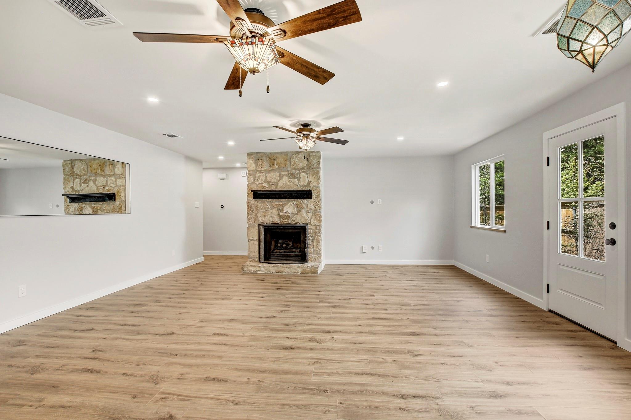 2707 Firecrest Dr, Austin, TX 78748