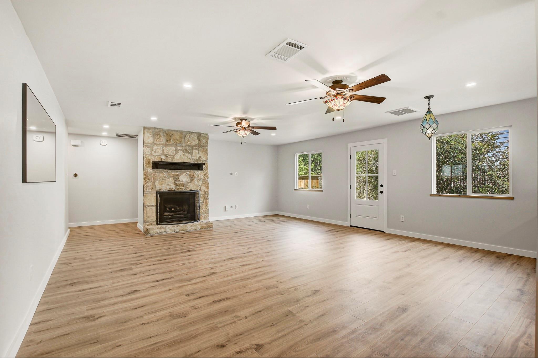 2707 Firecrest Dr, Austin, TX 78748
