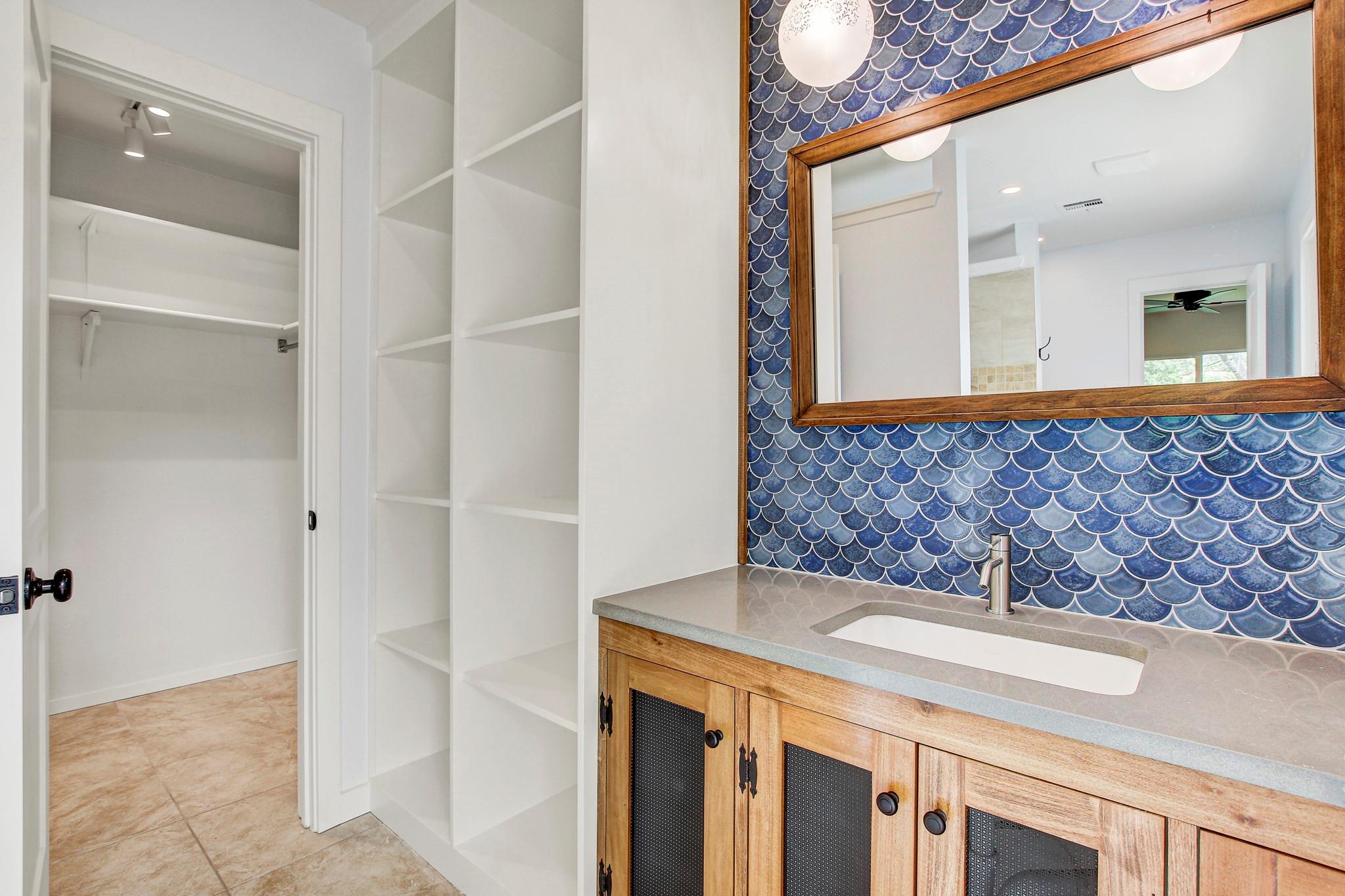 2707 Firecrest Dr, Austin, TX 78748