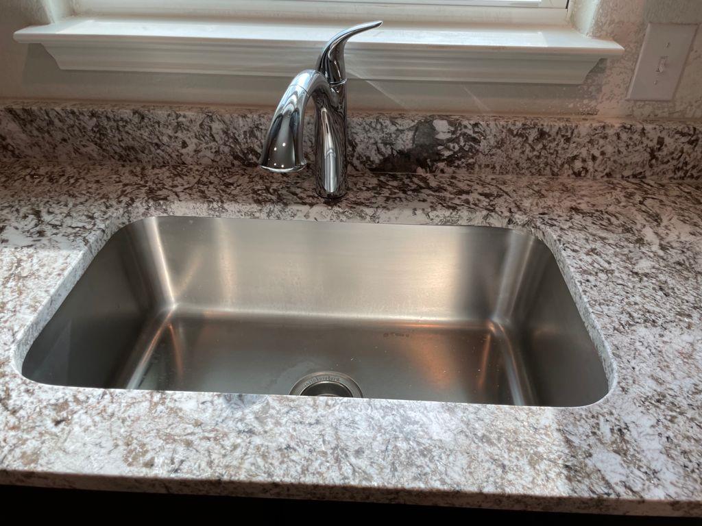 109 Declaration Ln, Liberty Hill, TX 78642