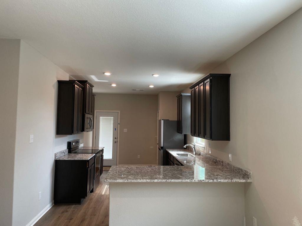 109 Declaration Ln, Liberty Hill, TX 78642