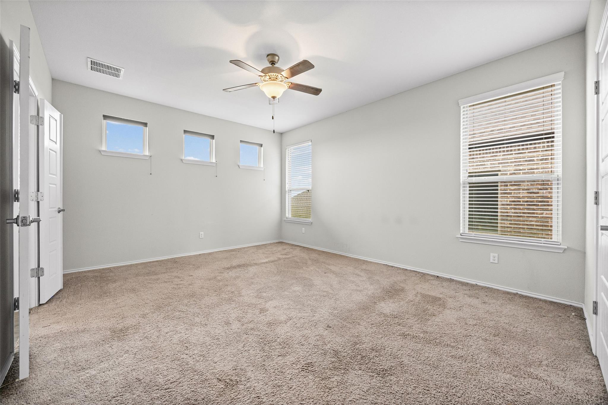 17401 Silent Harbor Loop, Pflugerville, TX 78660