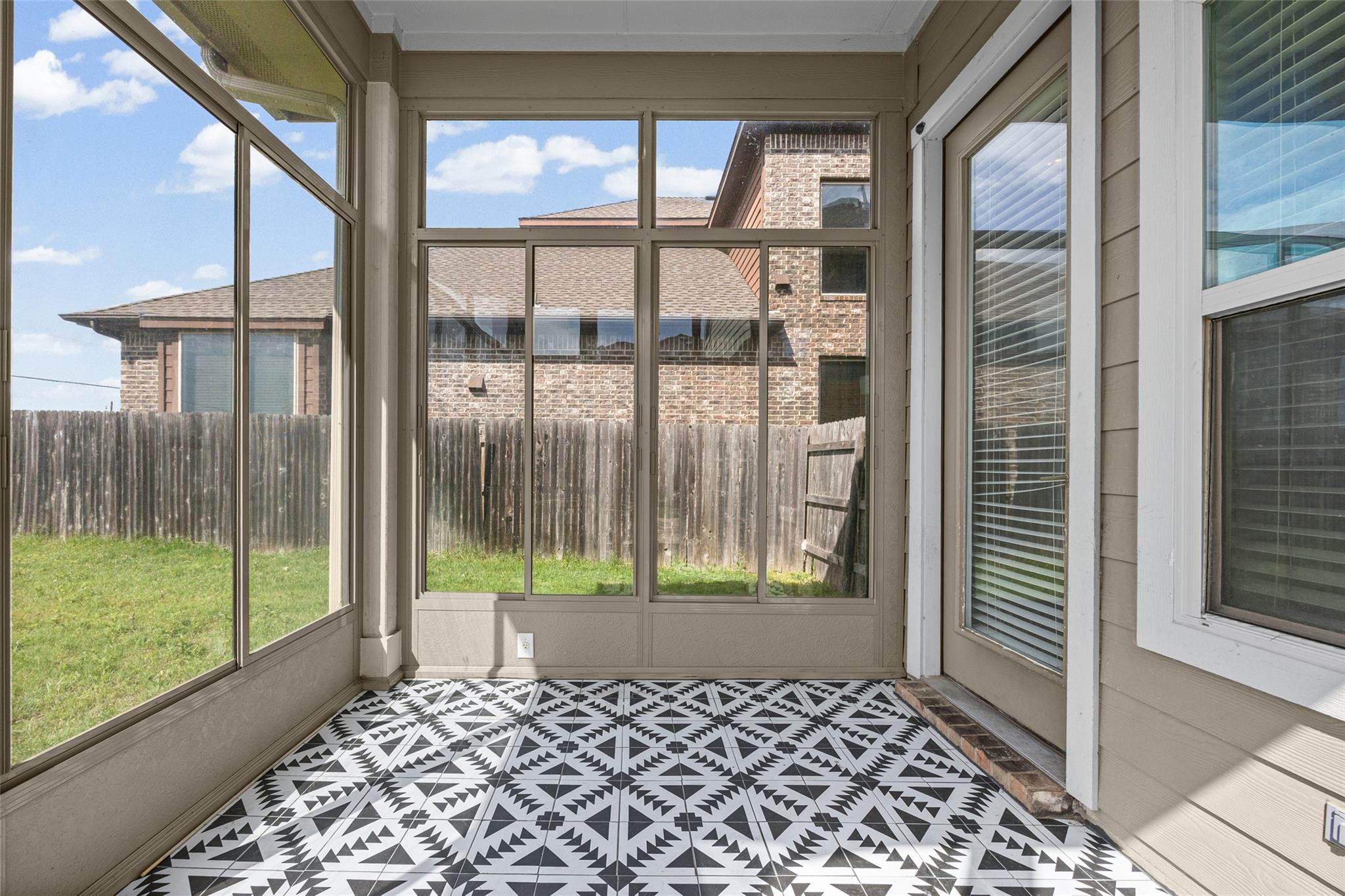 17401 Silent Harbor Loop, Pflugerville, TX 78660