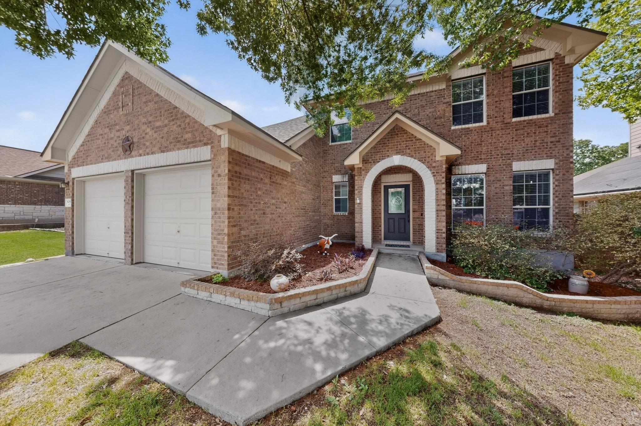 609 Alta Vista Dr, Leander, TX 78641