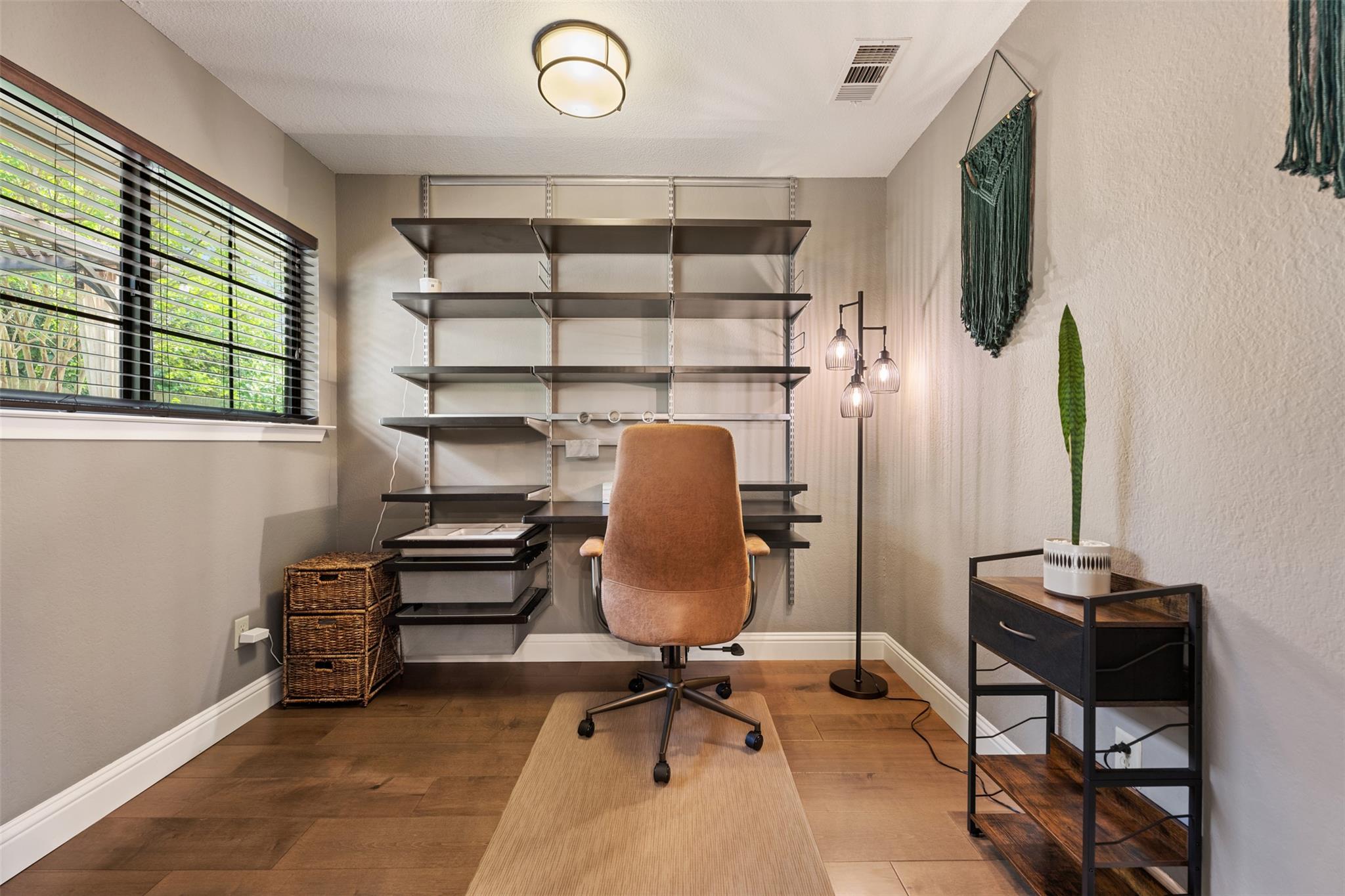 12103 Mill Holw, Austin, TX 78750
