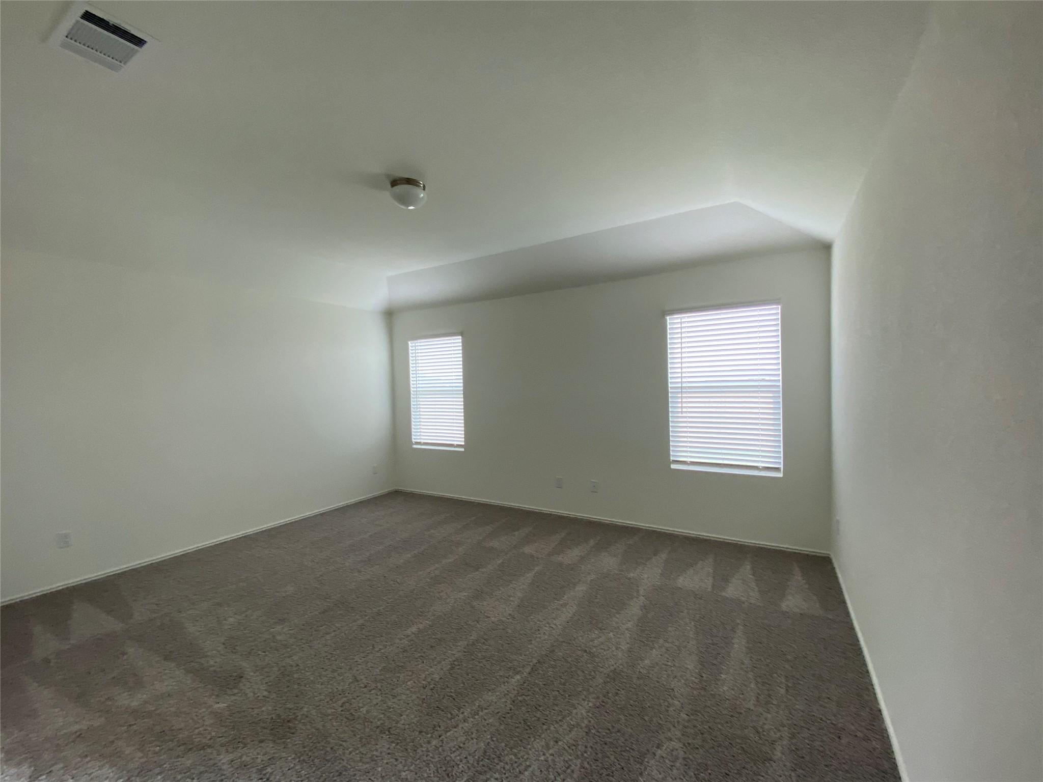 514 Colthorpe Ln, Hutto, TX 78634