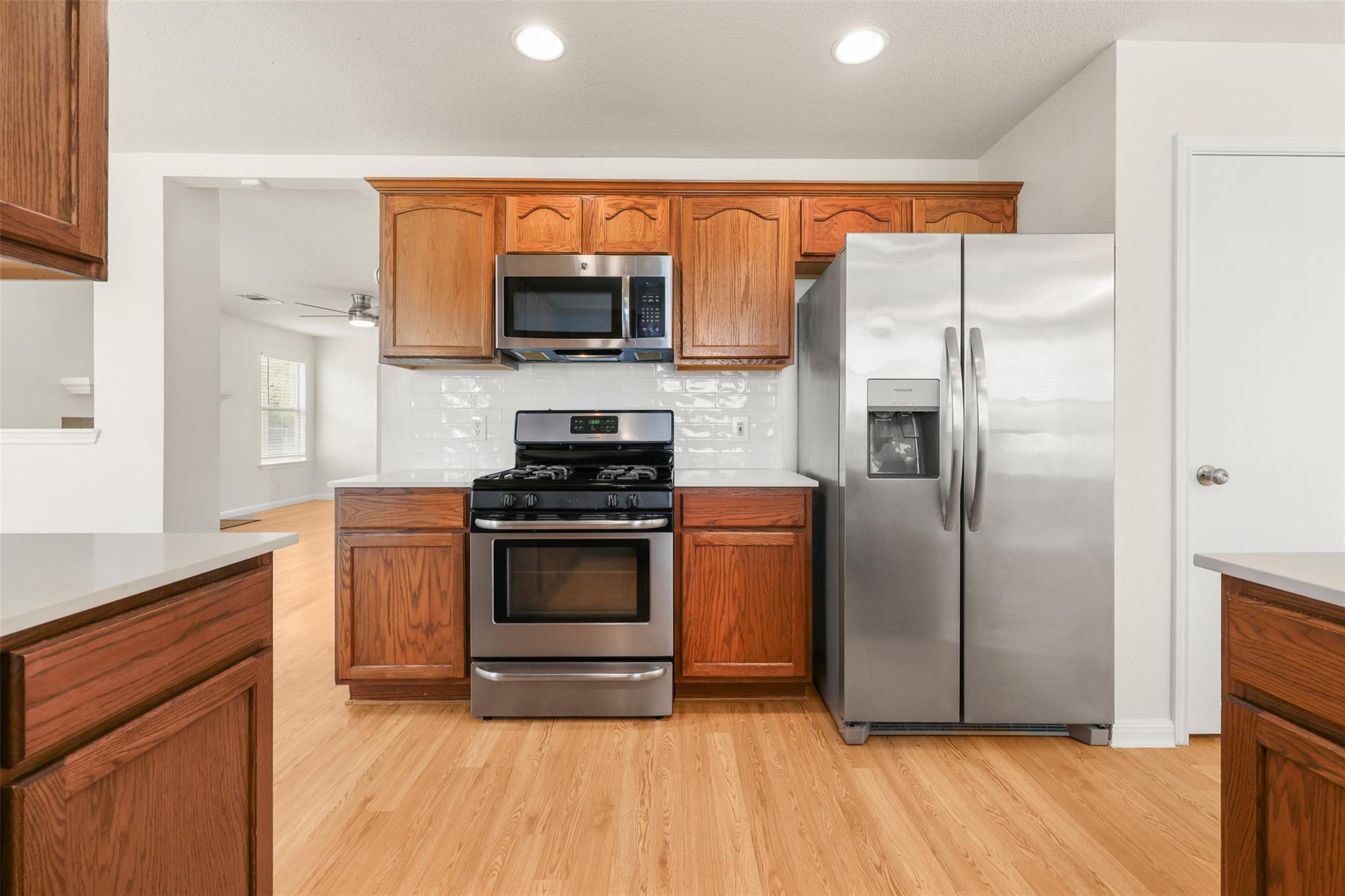 103 Pentire Way, Hutto, TX 78634