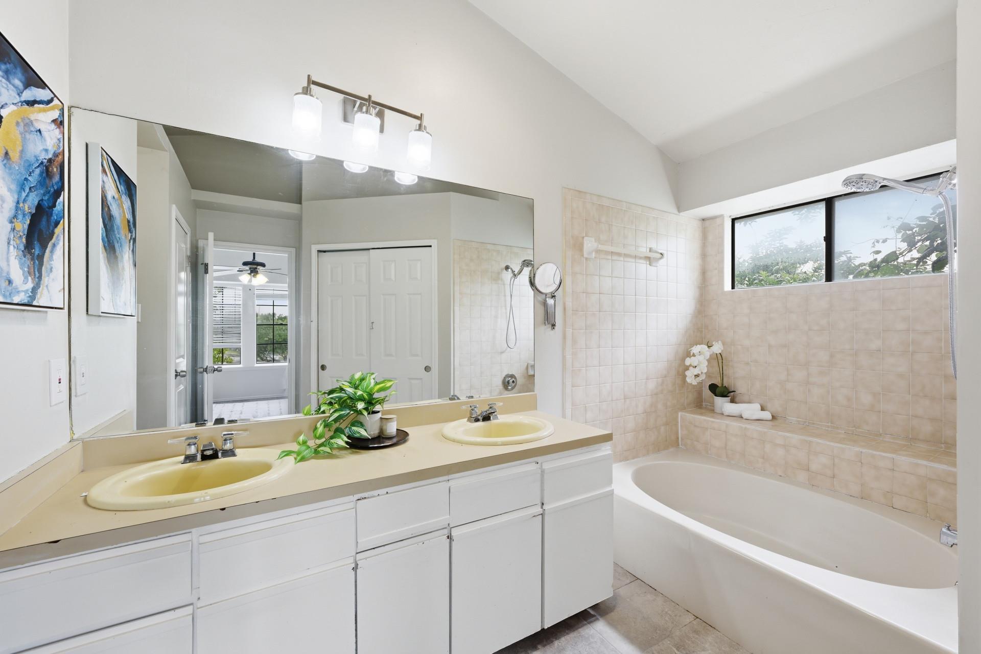 1701 Hunters Trl, Round Rock, TX 78681