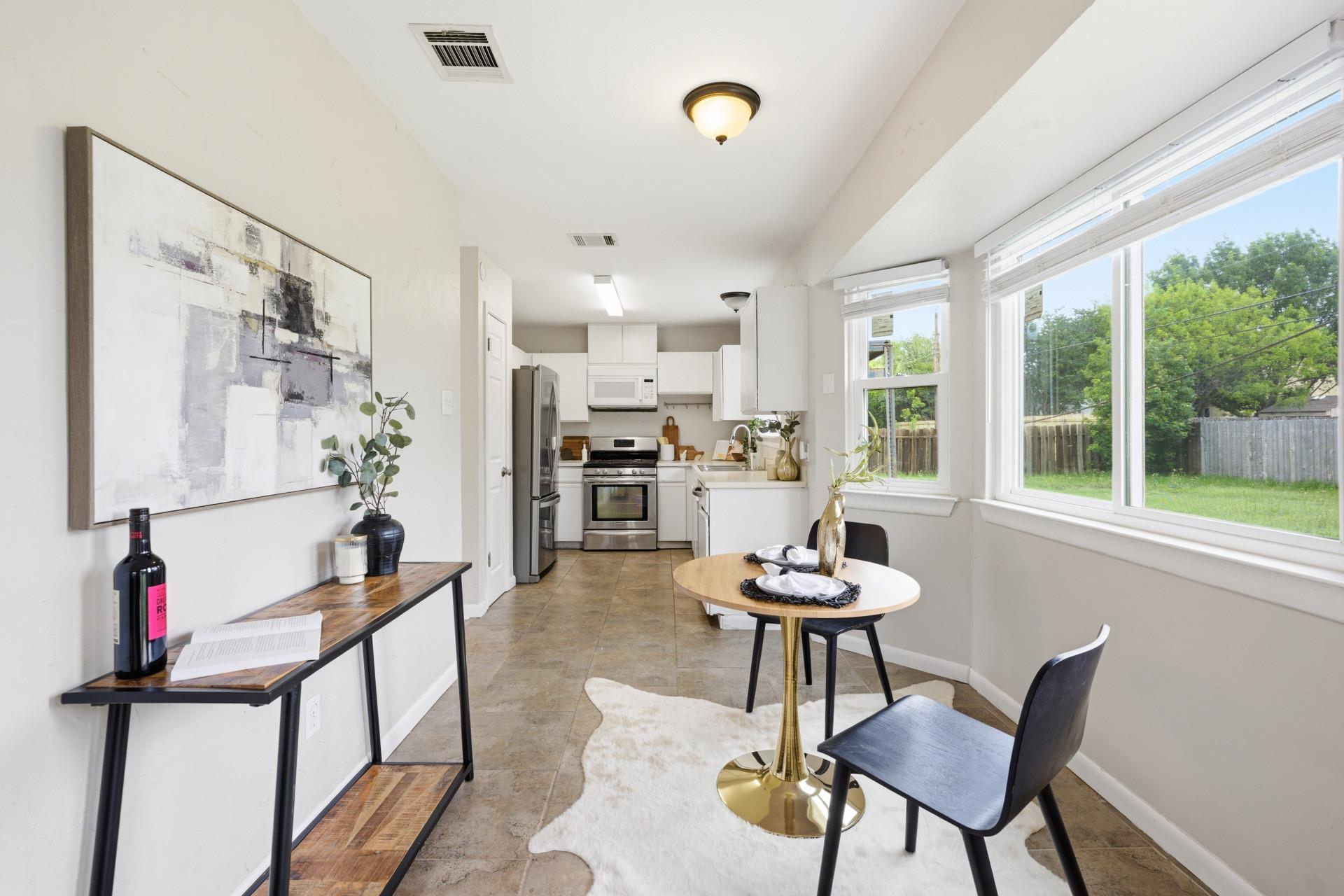 1701 Hunters Trl, Round Rock, TX 78681