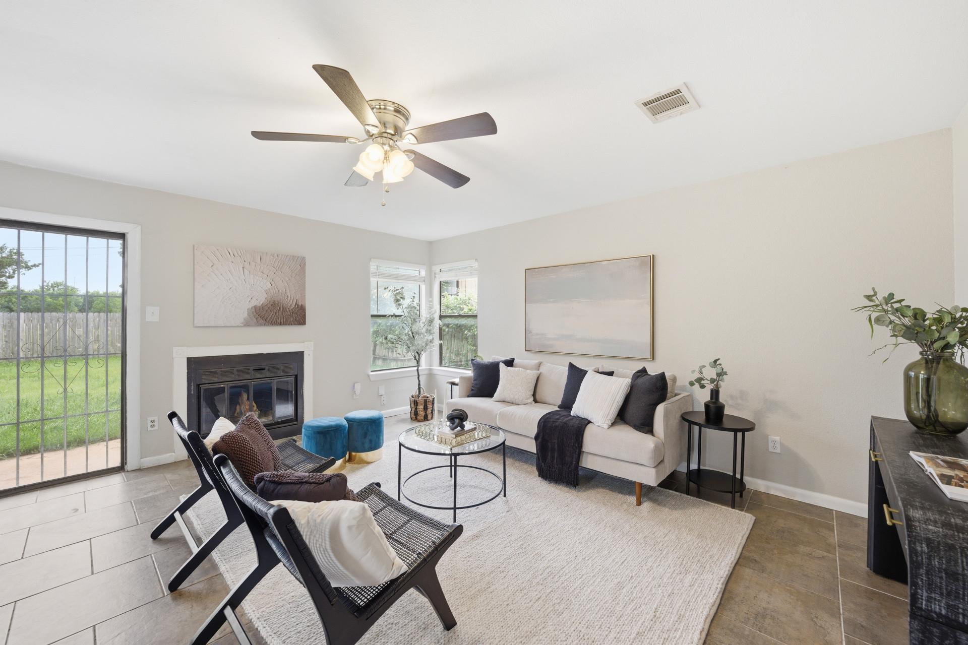 1701 Hunters Trl, Round Rock, TX 78681
