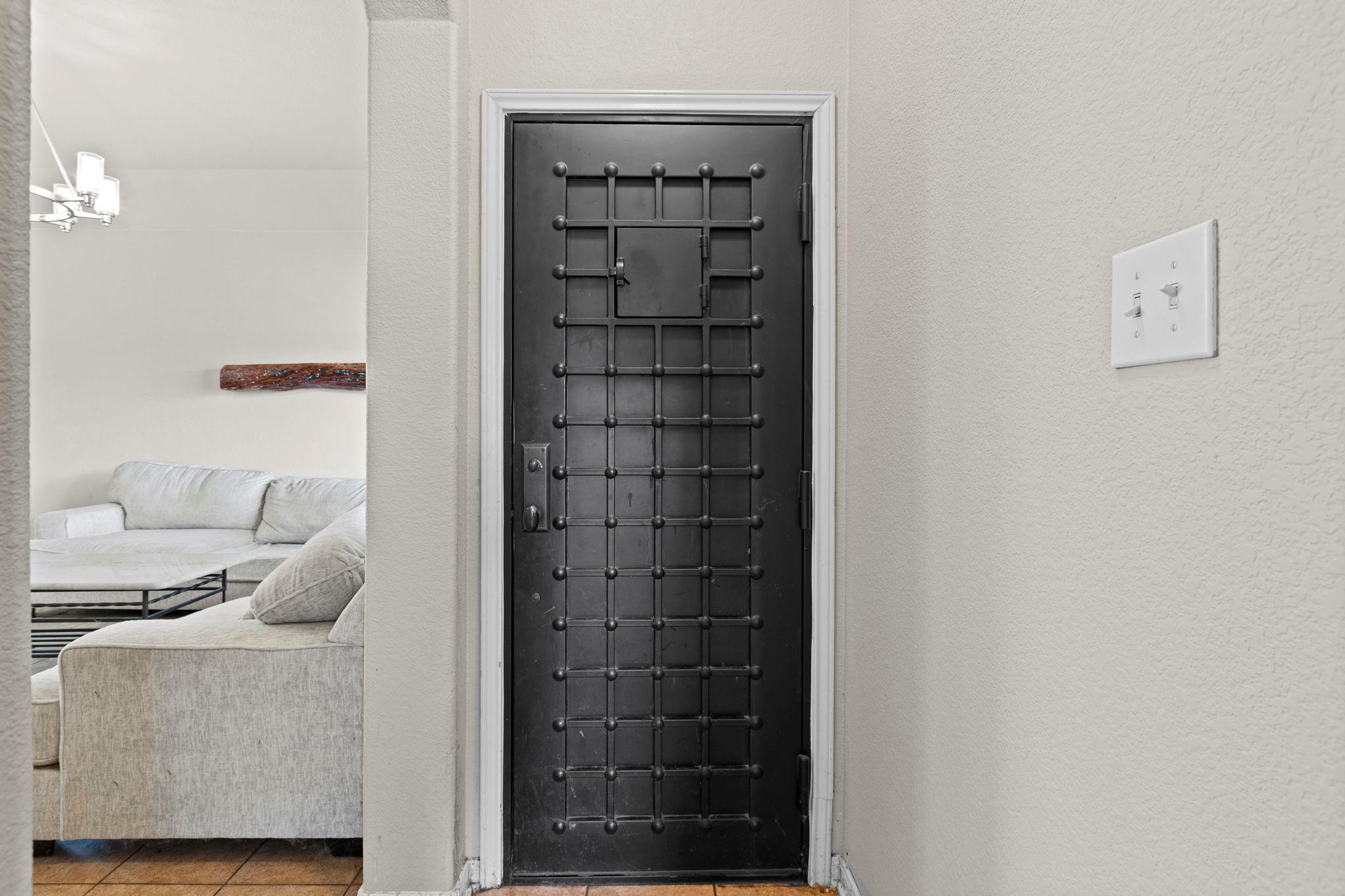 317 Cockrill St, Hutto, TX 78634