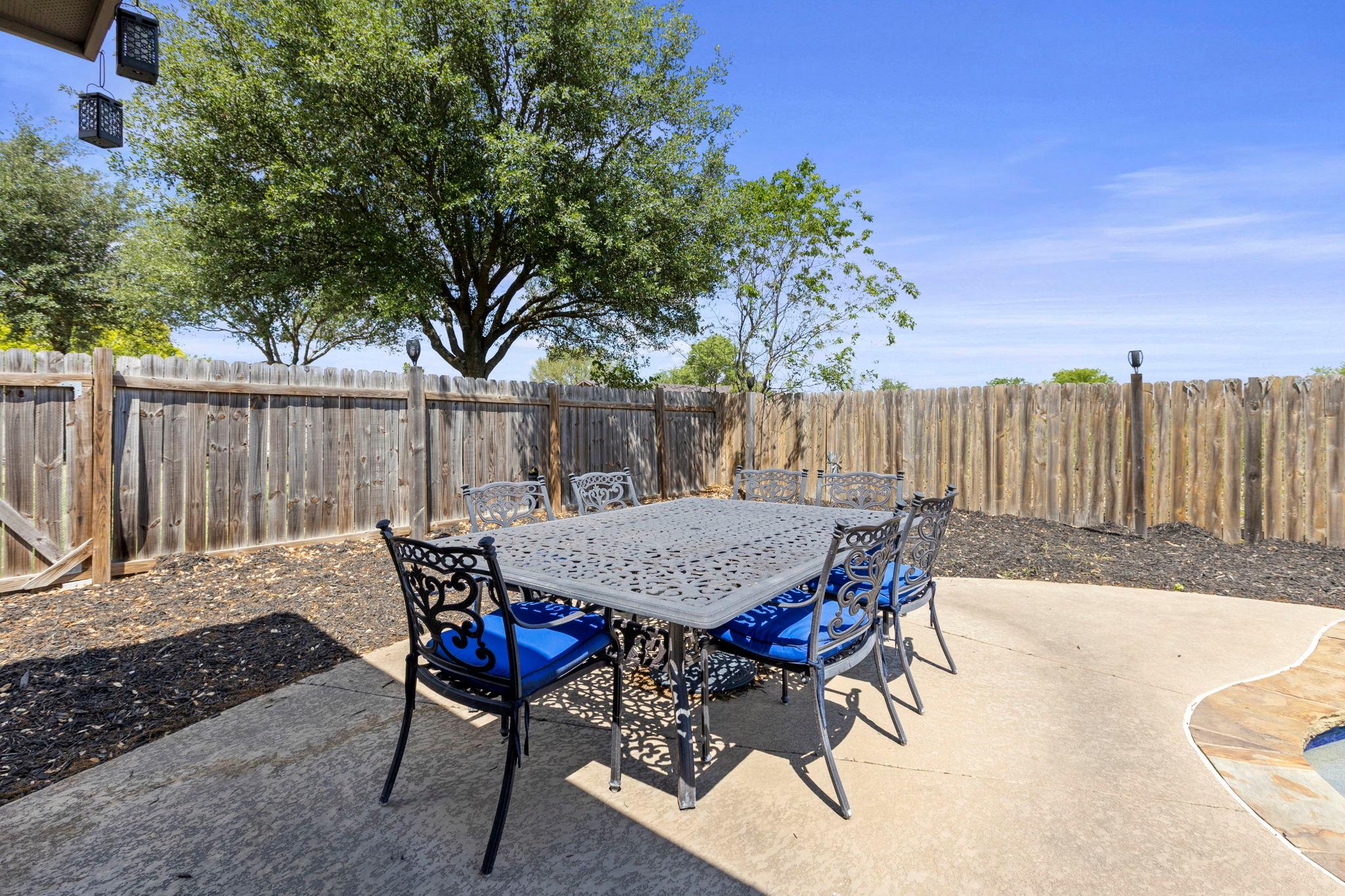 317 Cockrill St, Hutto, TX 78634