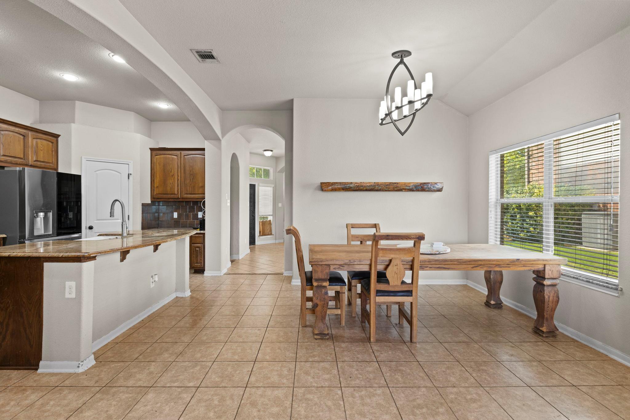 317 Cockrill St, Hutto, TX 78634