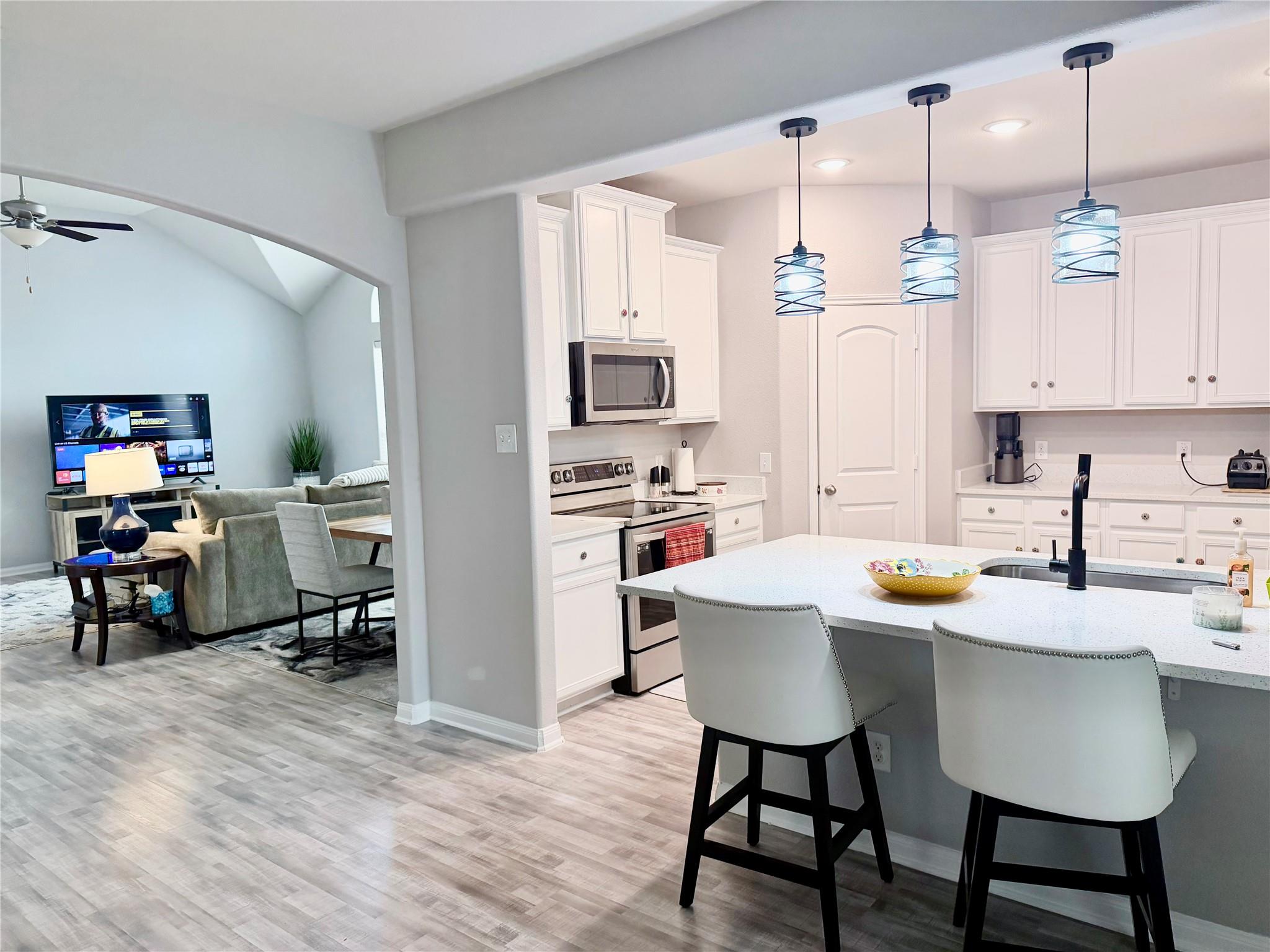 19501 Per Lange Pass, Manor, TX 78653