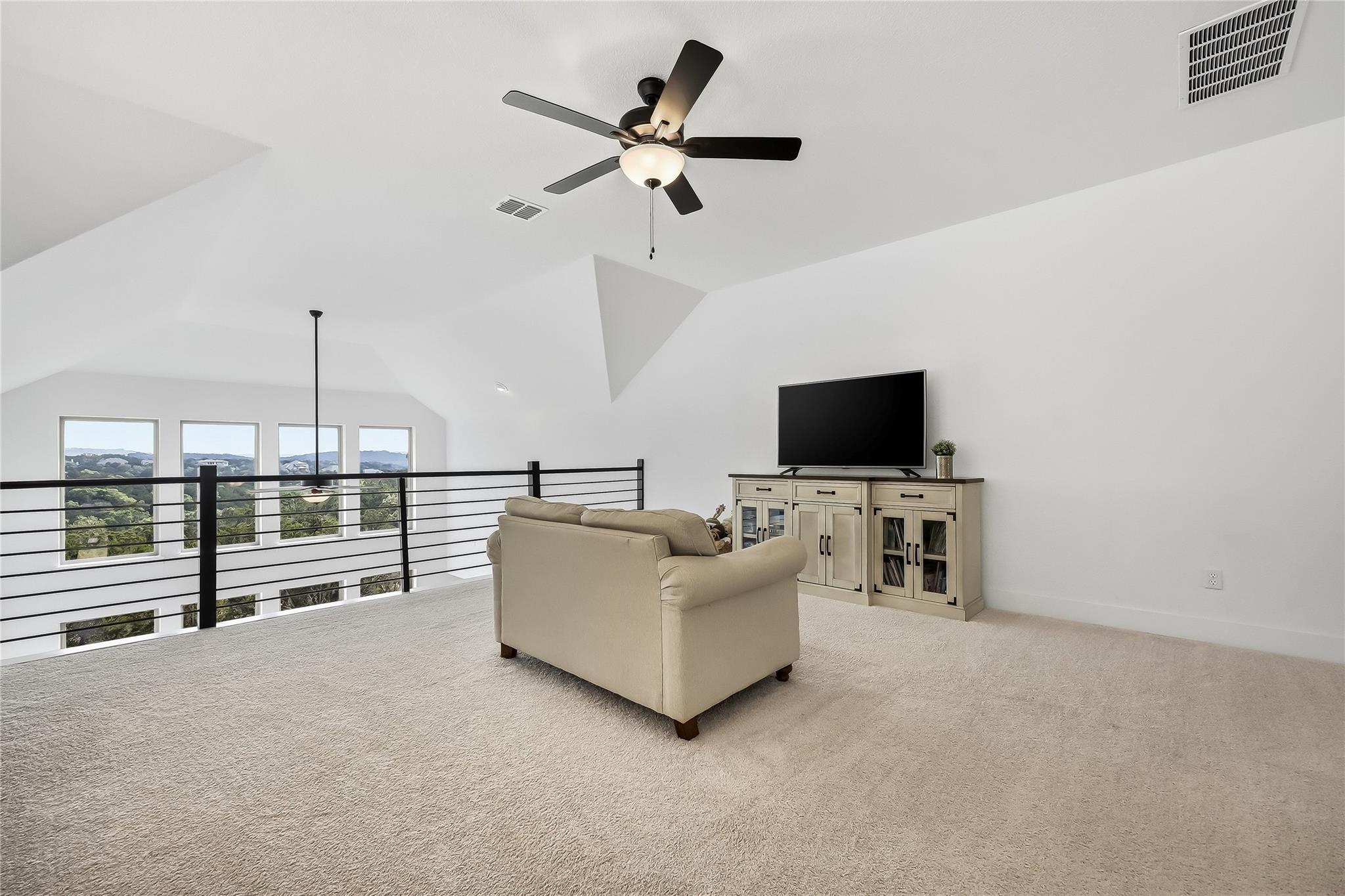 6717 Liberty Grotto Ct, Jonestown, TX 78645