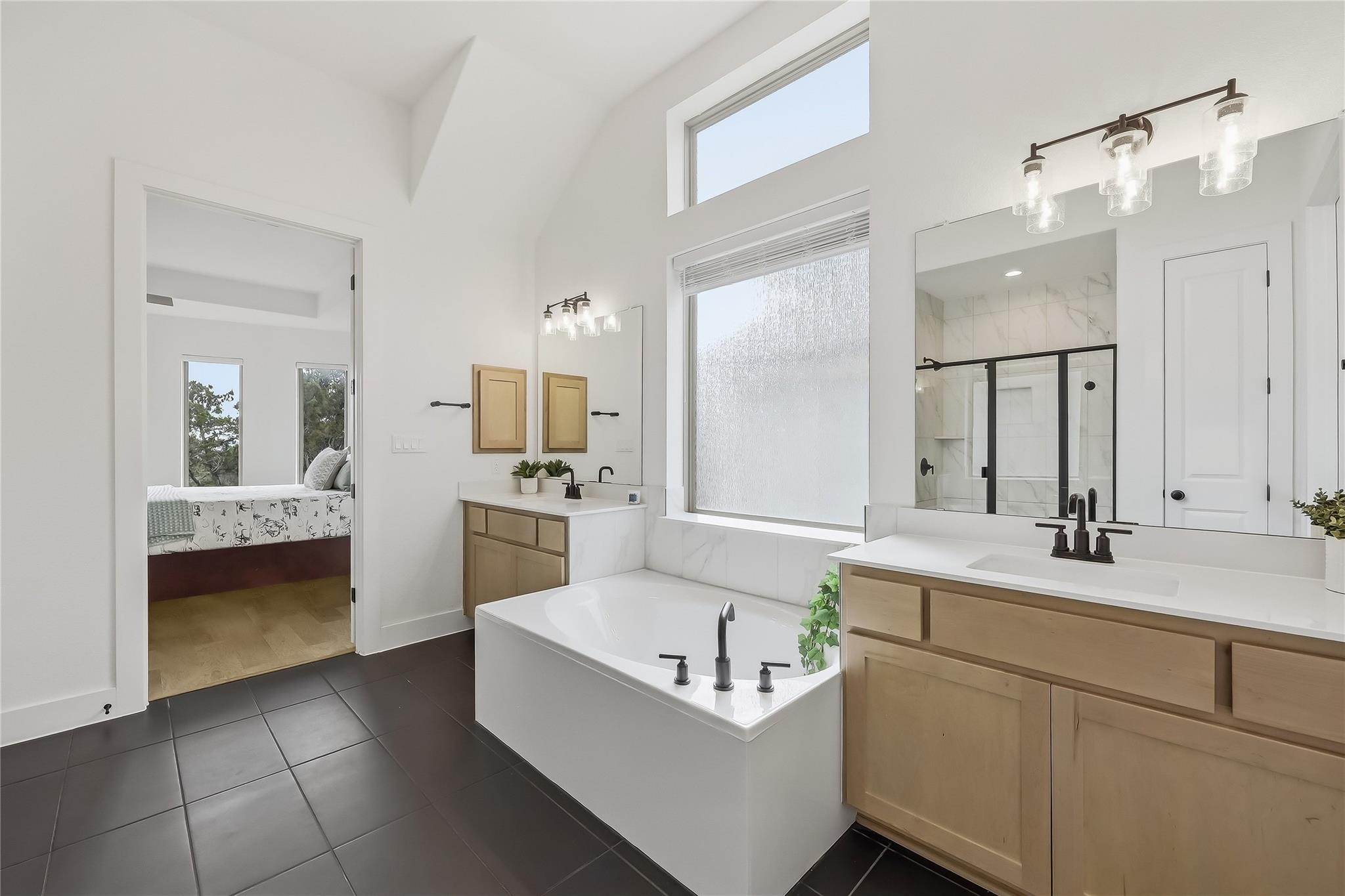 6717 Liberty Grotto Ct, Jonestown, TX 78645