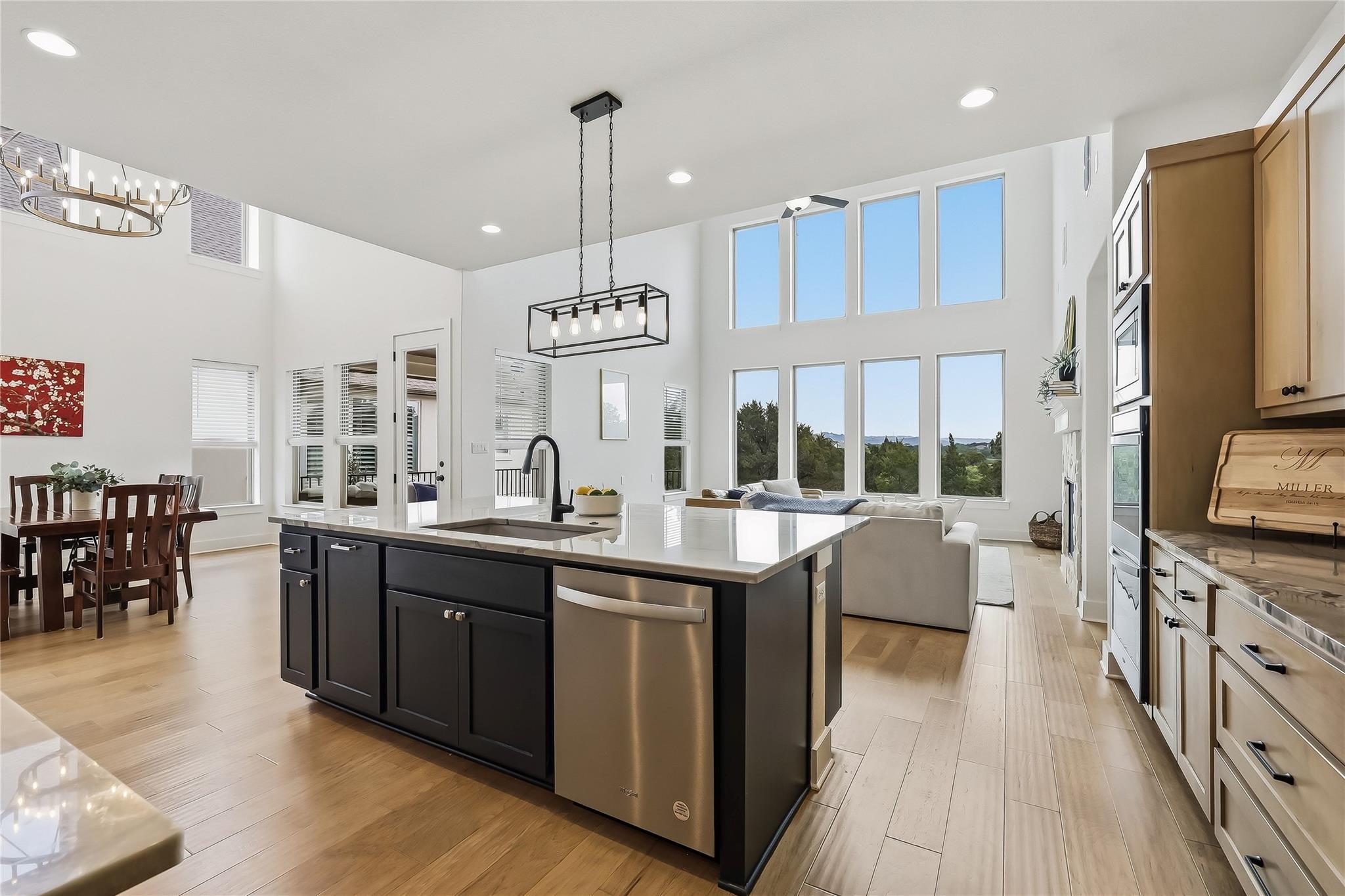 6717 Liberty Grotto Ct, Jonestown, TX 78645