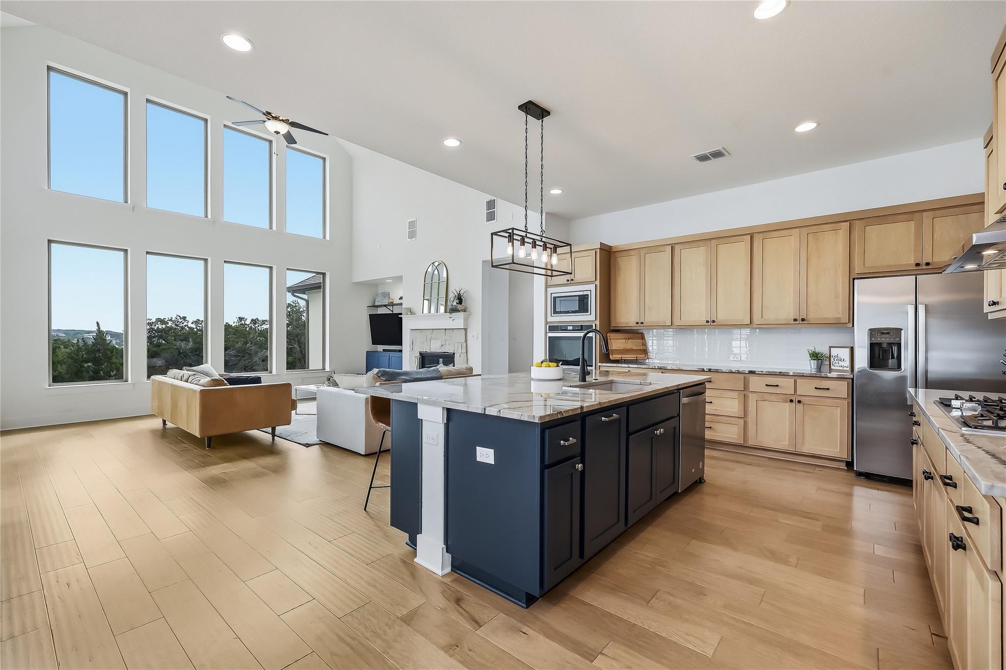 6717 Liberty Grotto Ct, Jonestown, TX 78645