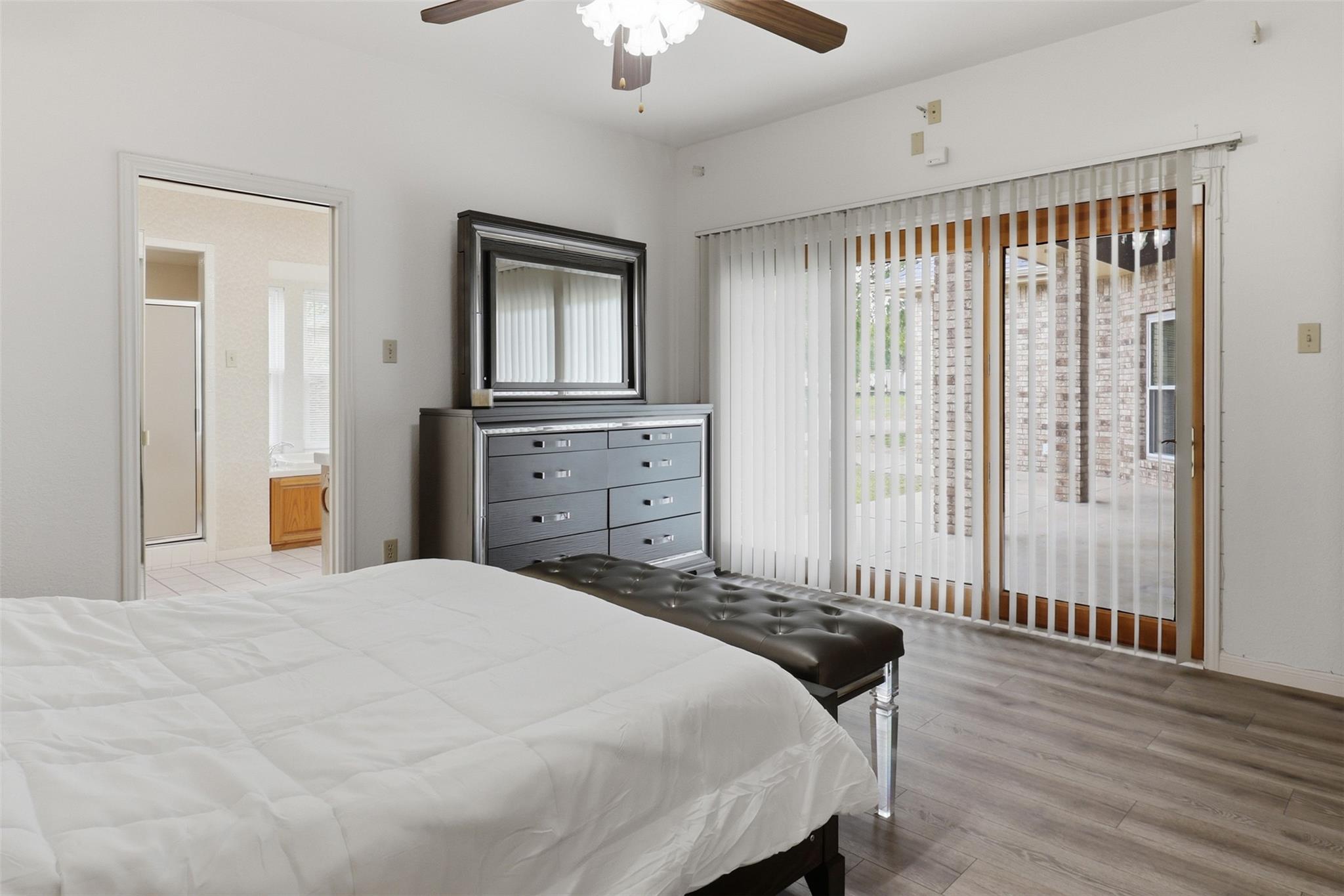 907 Sherman Ave, Marble Falls, TX 78654