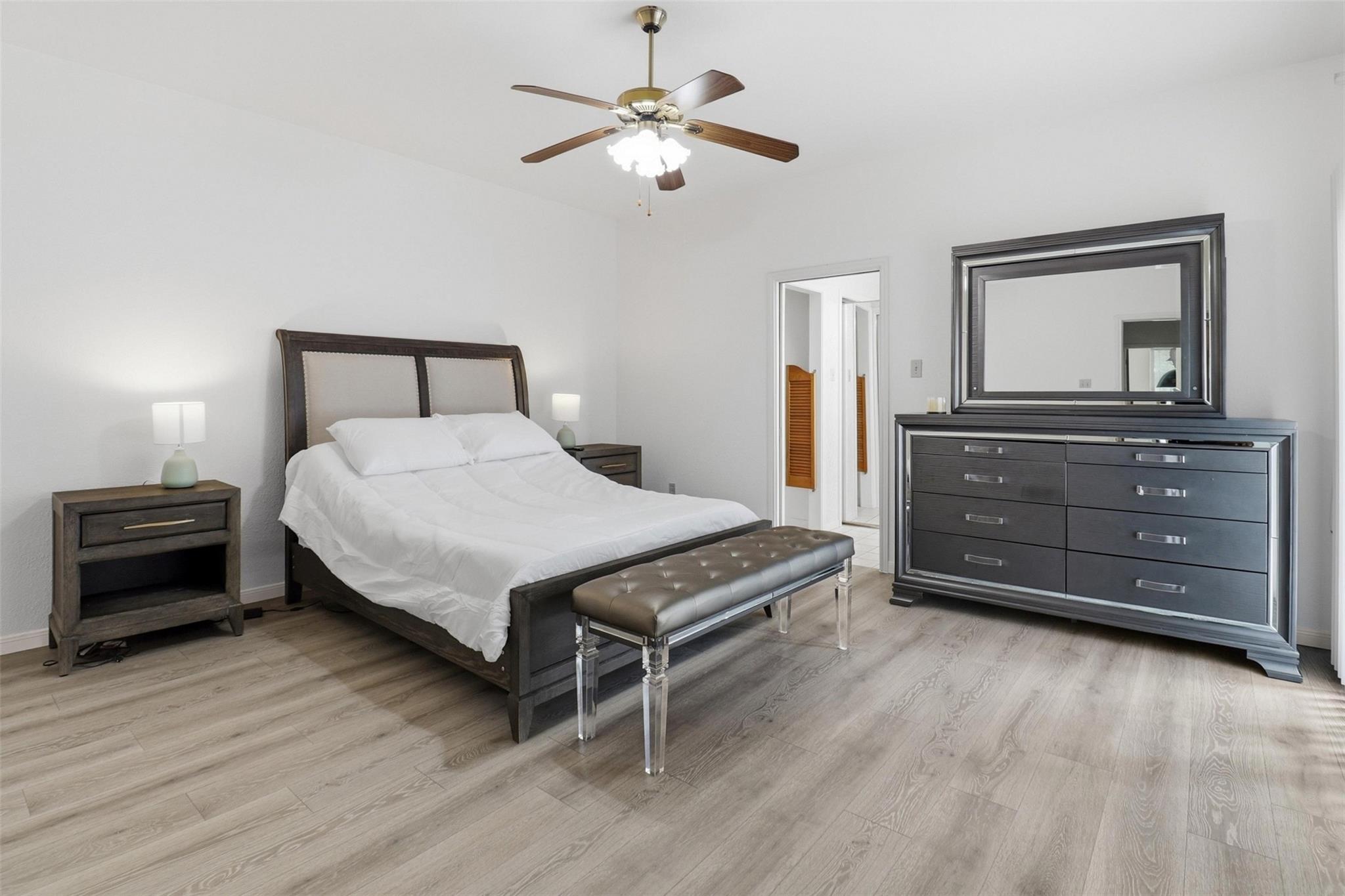 907 Sherman Ave, Marble Falls, TX 78654