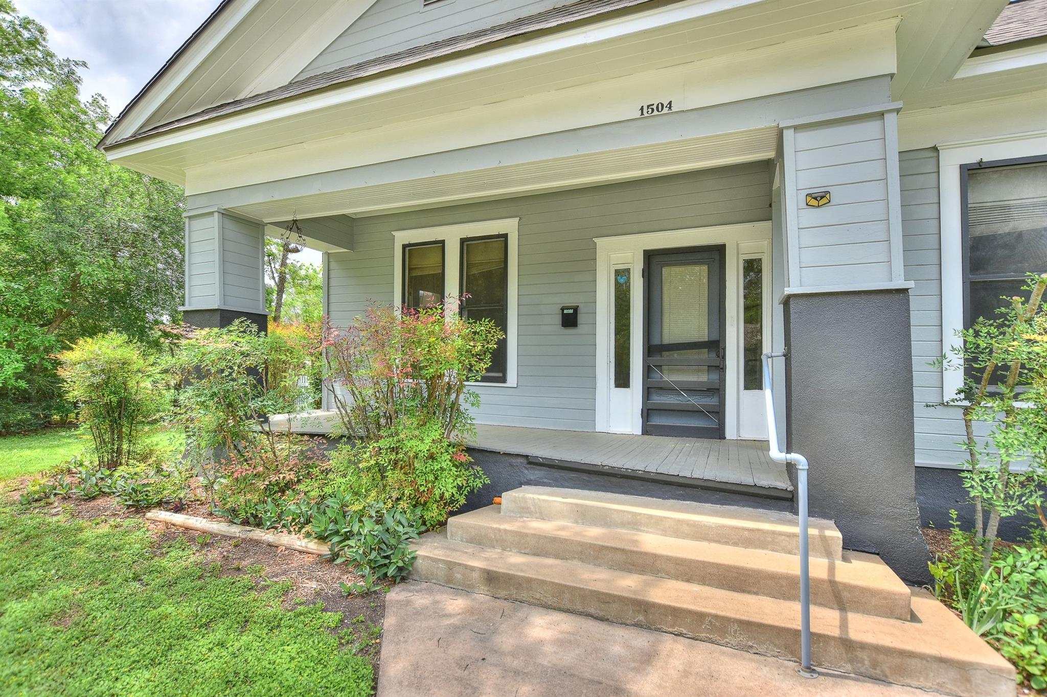 1504 Maple St, Georgetown, TX 78626