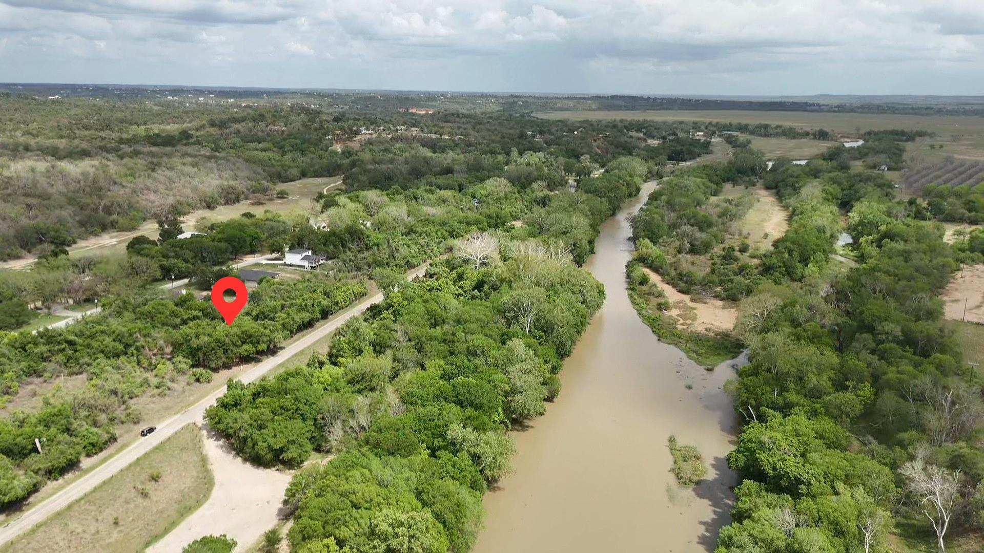 430 Riverside Dr, Bastrop, TX 78602
