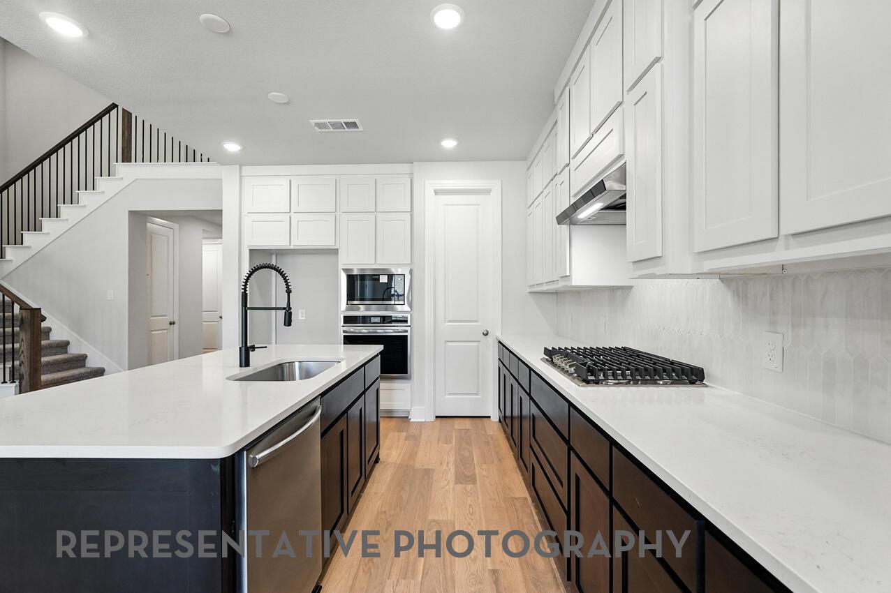 8905 Turaco Trl, Austin, TX 78744