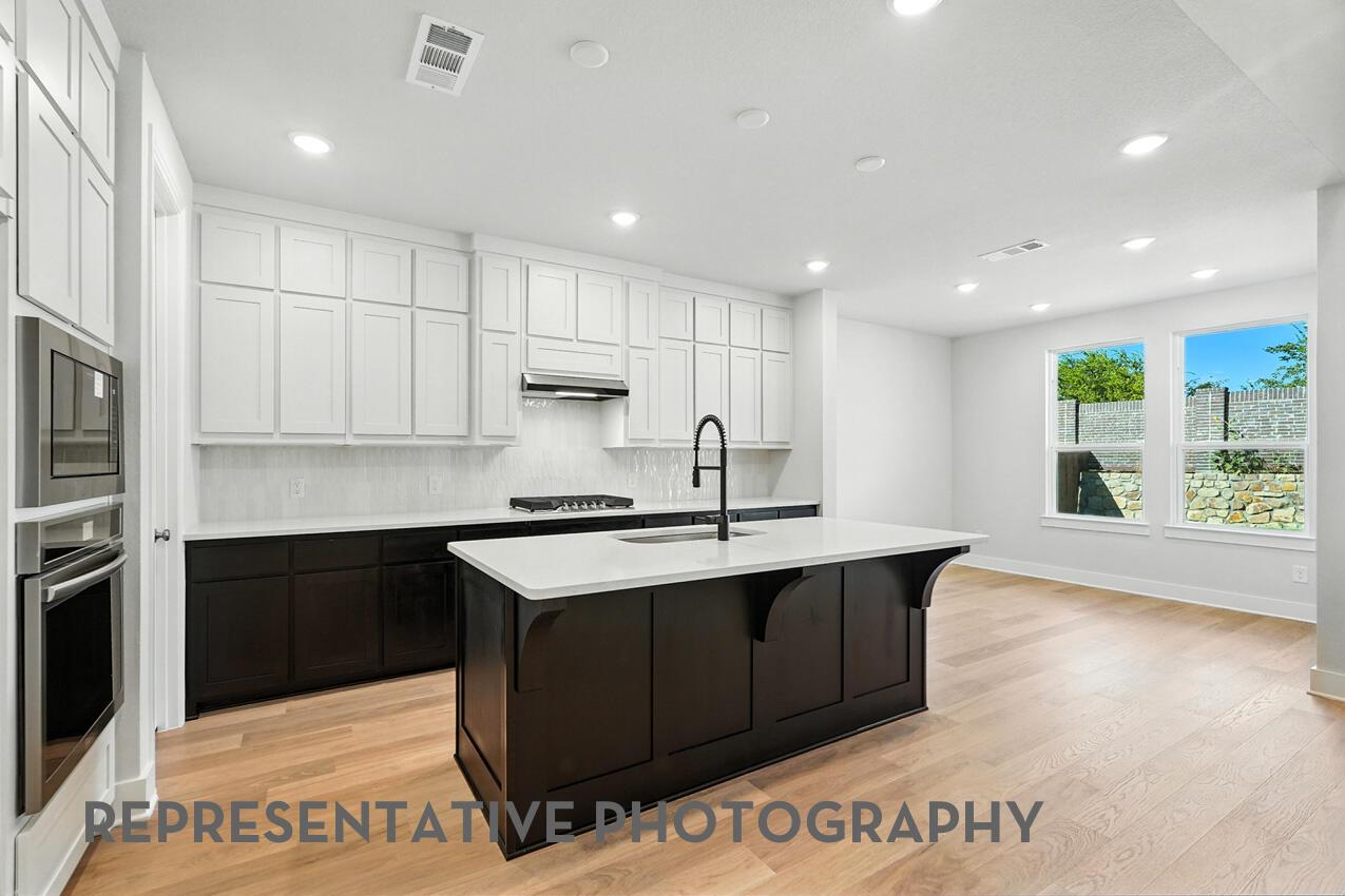 8905 Turaco Trl, Austin, TX 78744