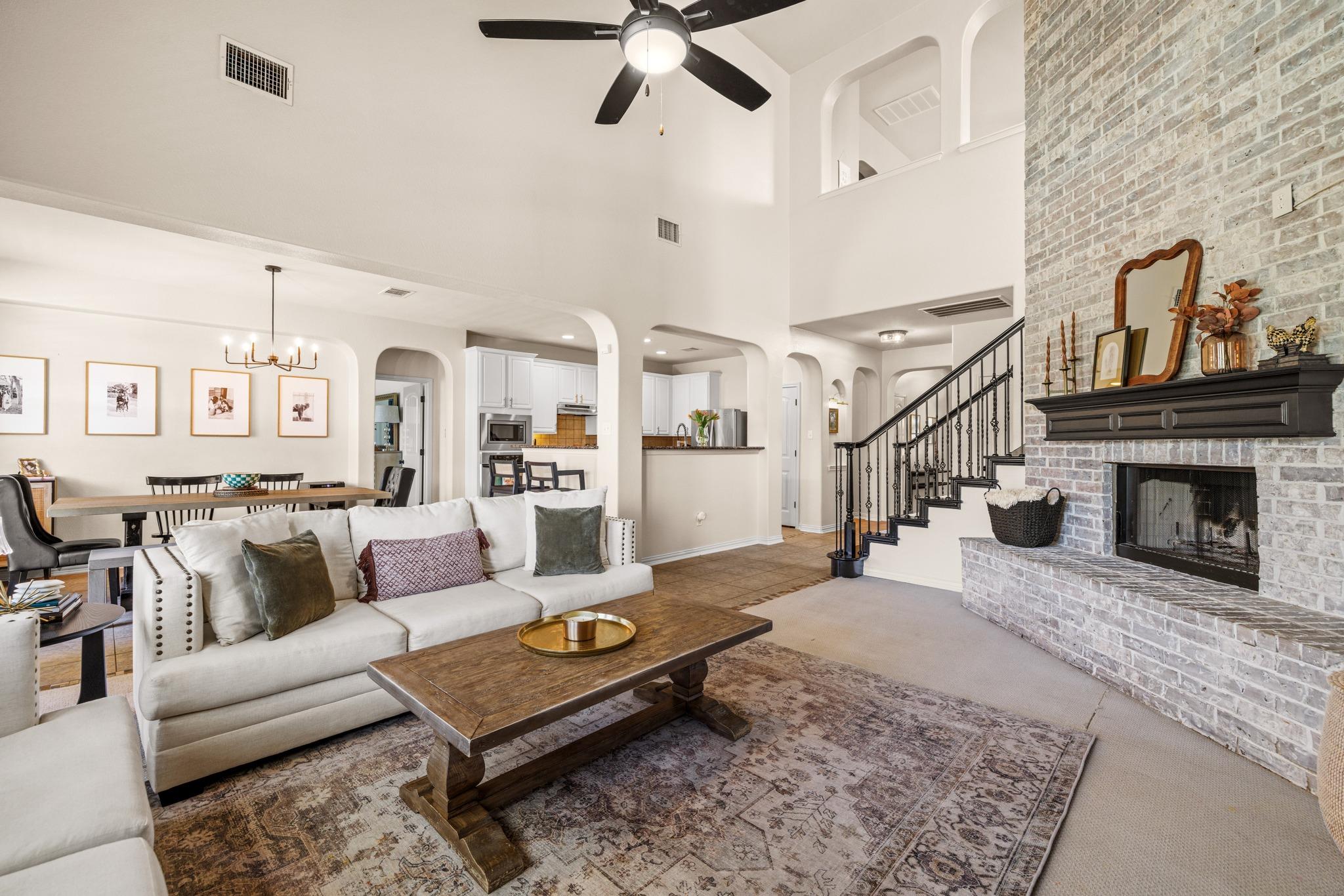 1625 Greenside Dr, Round Rock, TX 78665