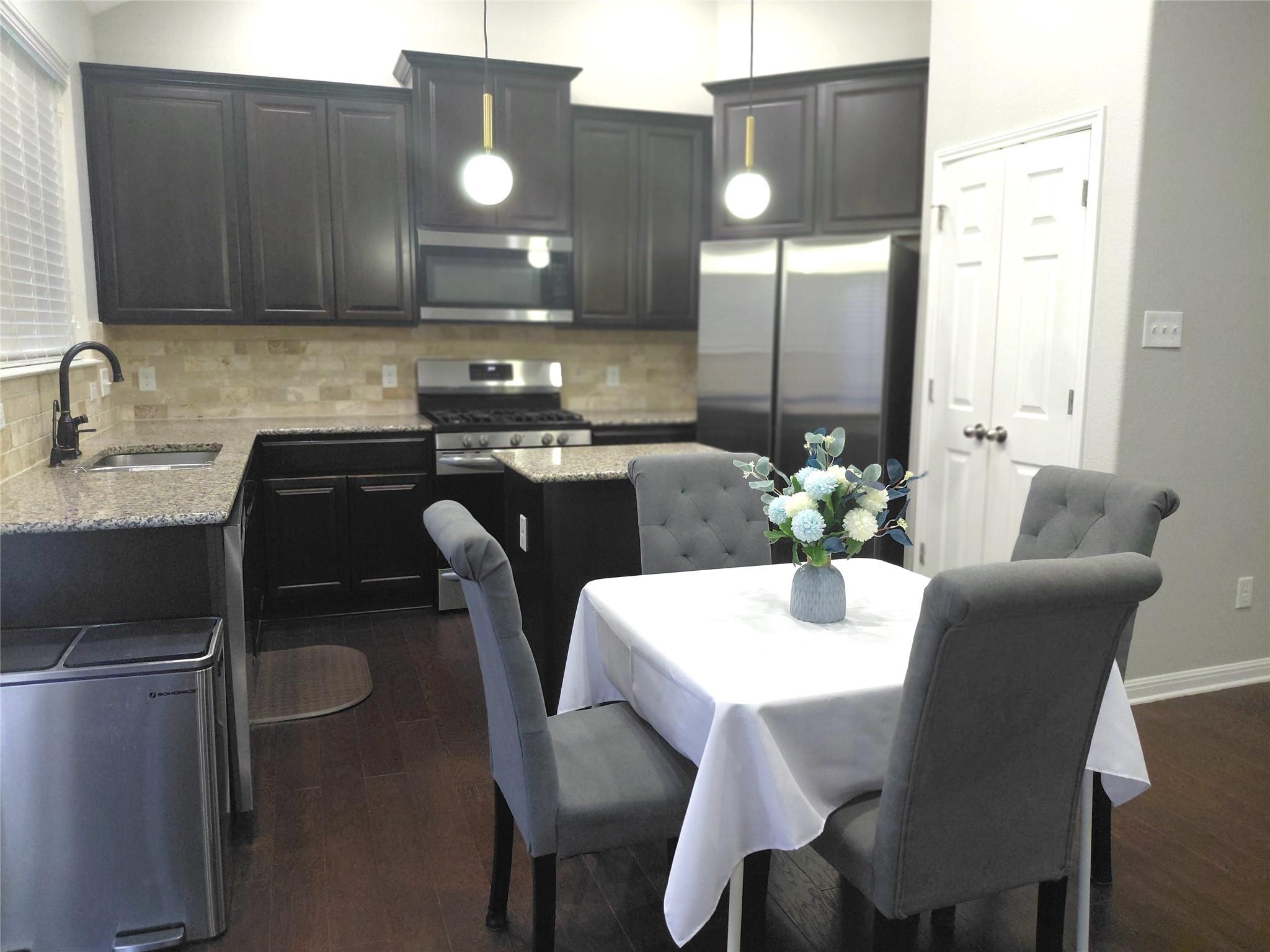 1401 Little Elm Trl # 127, Cedar Park, TX 78613