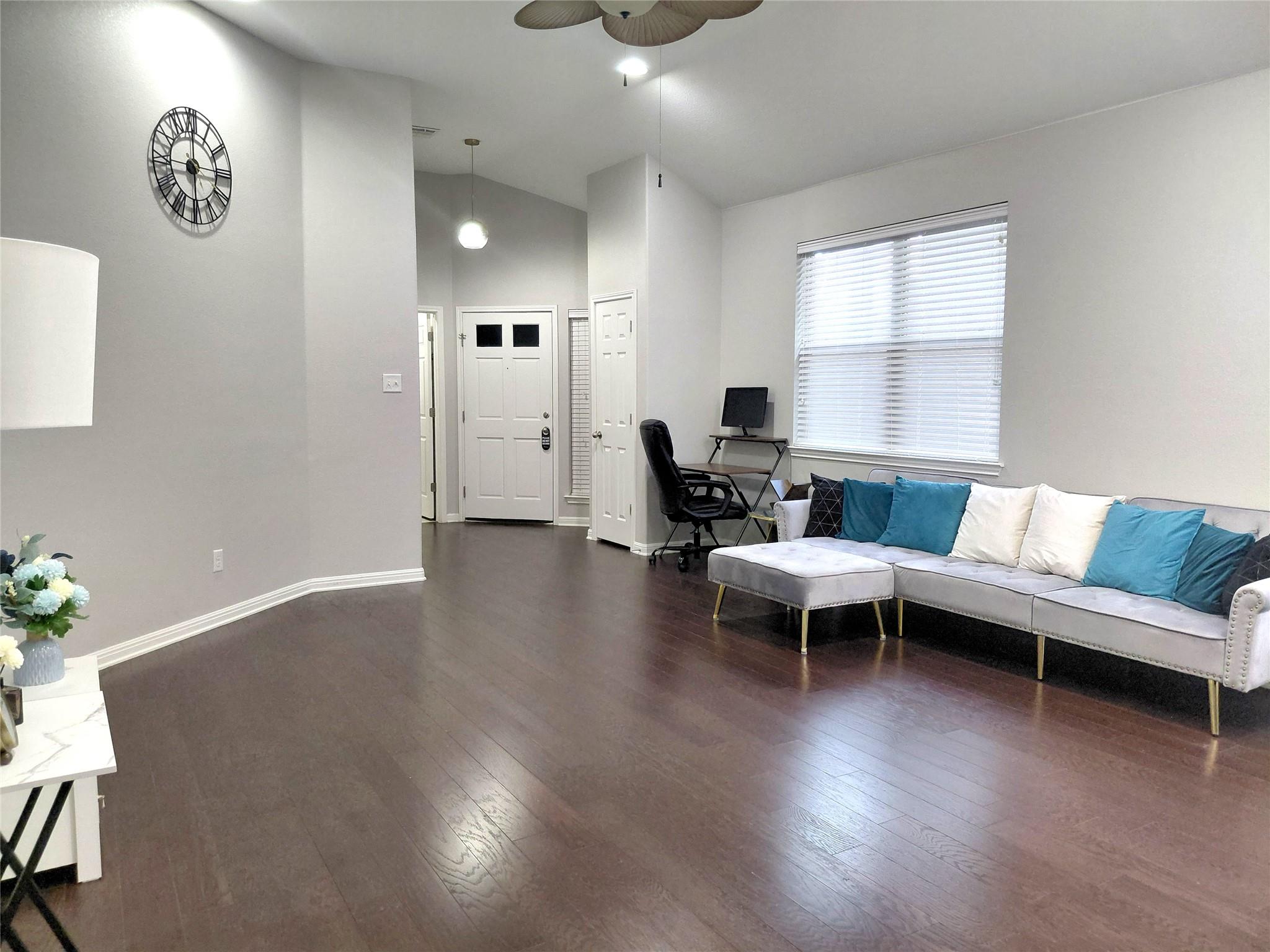 1401 Little Elm Trl # 127, Cedar Park, TX 78613