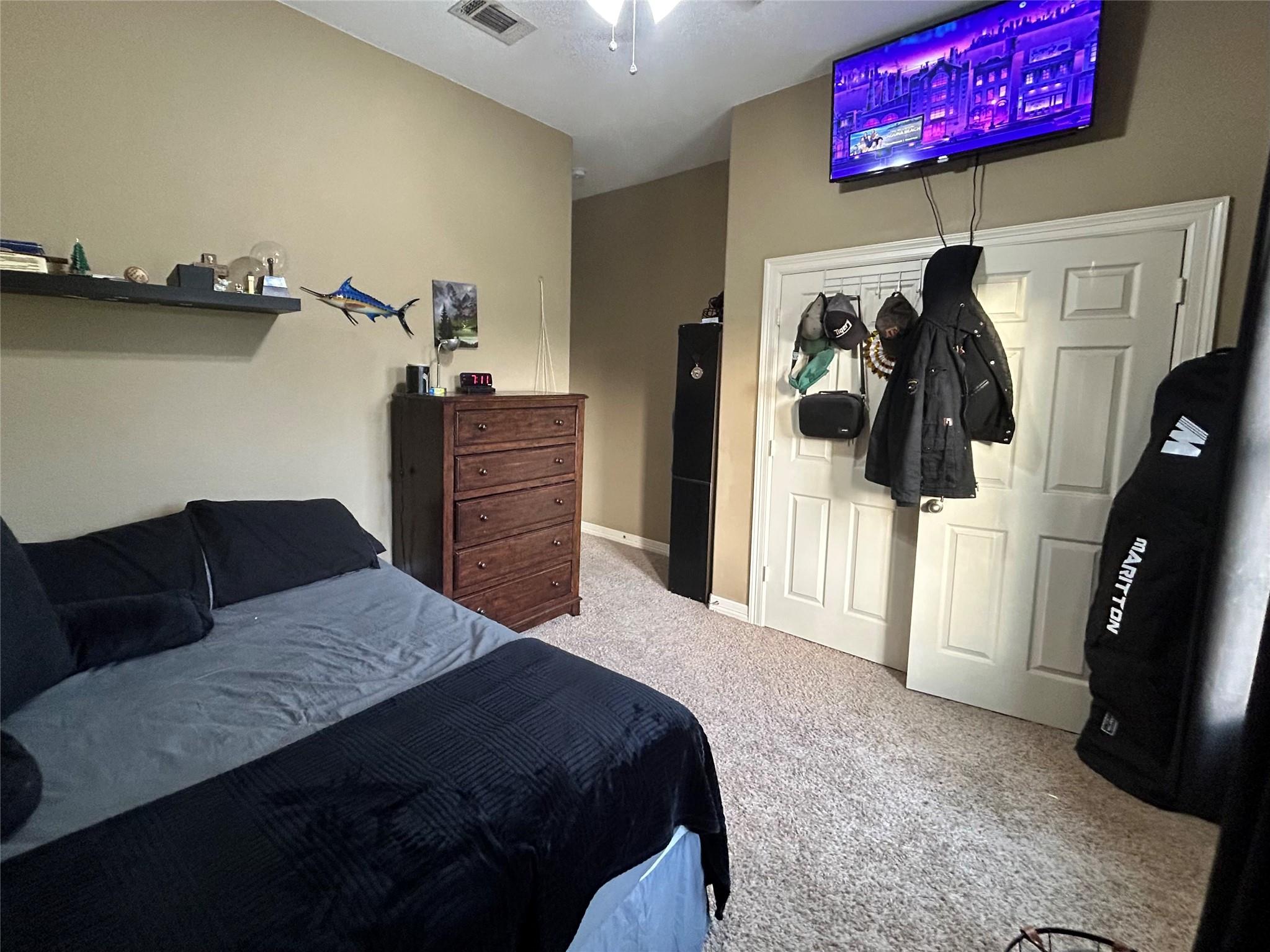 2015 Skrivanek Rd, Sealy, TX 77474