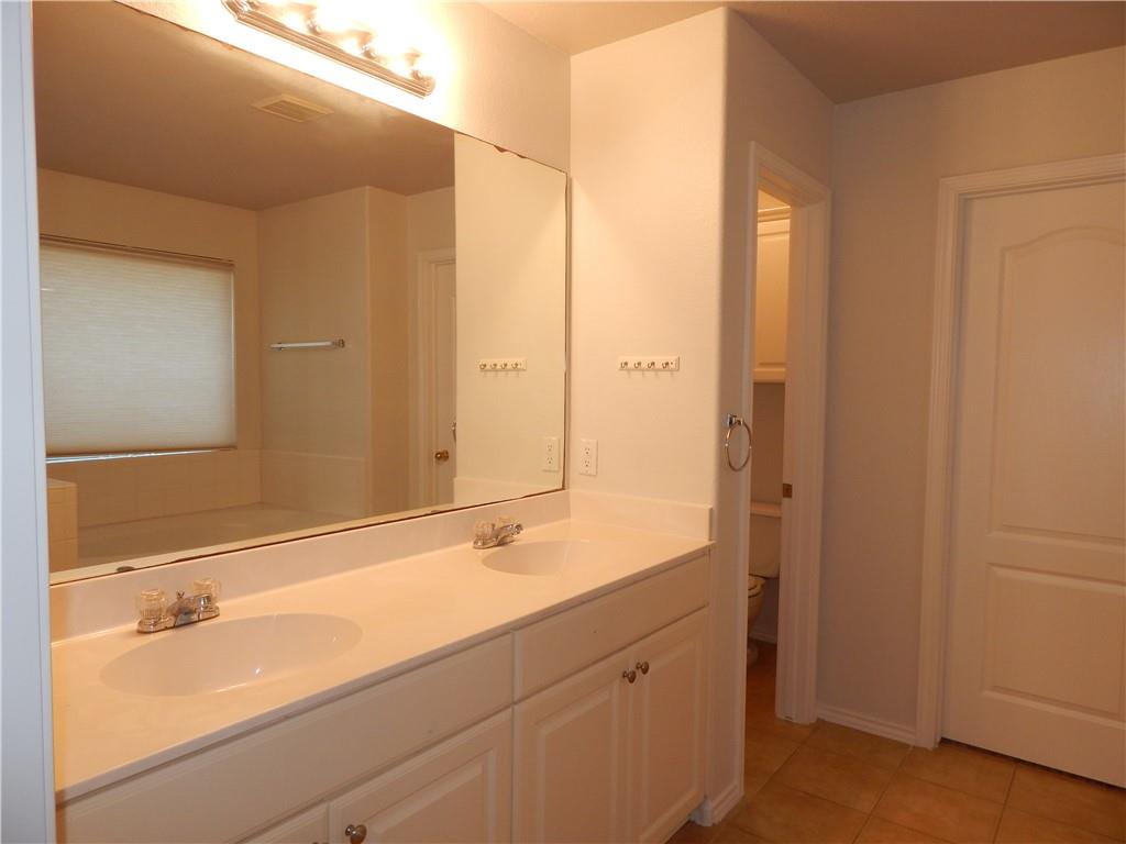 13521 Shawna Dnay Dr, Austin, TX 78727